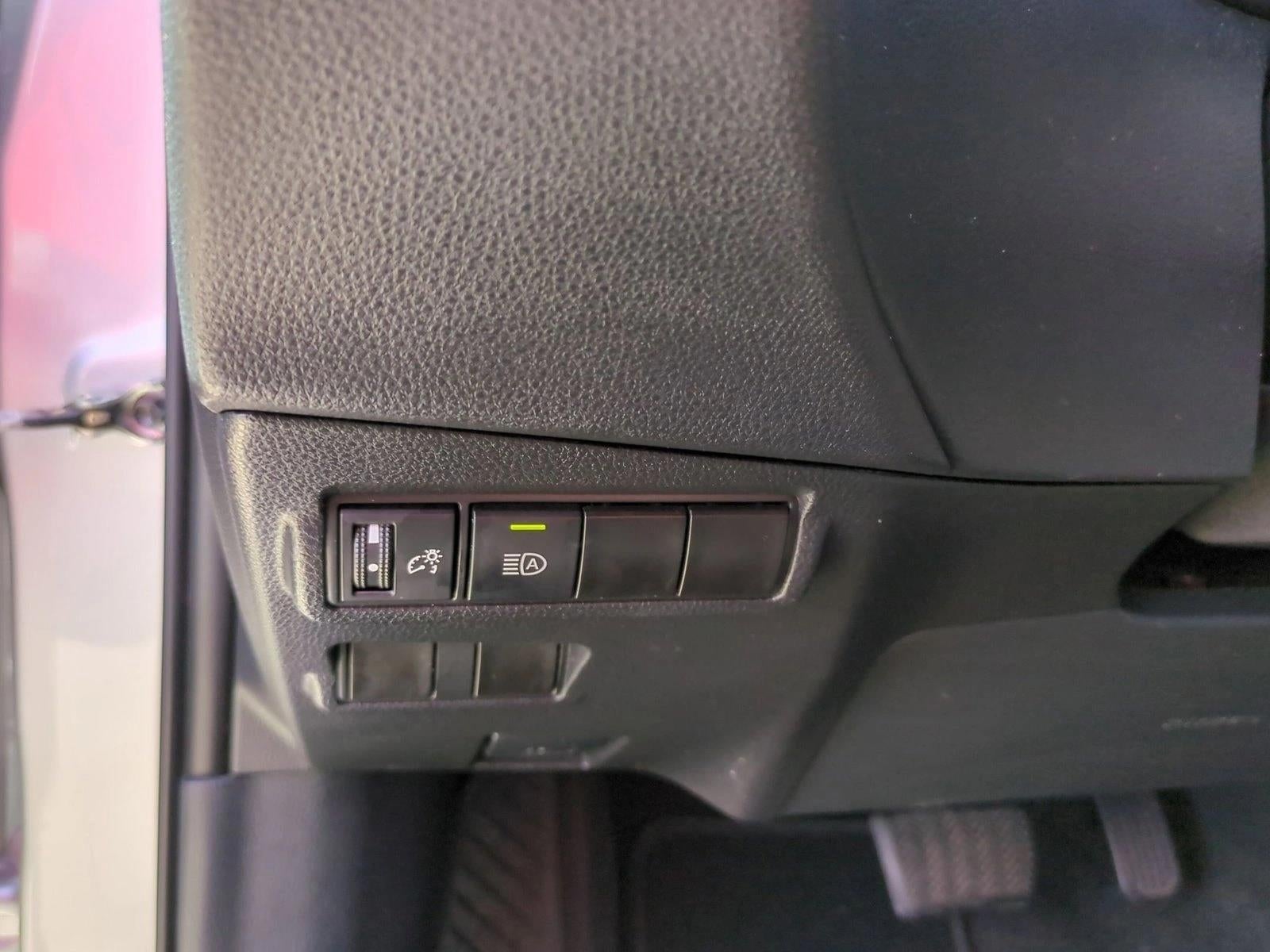2022 Toyota Corolla Cross LE 2WD (Natl)