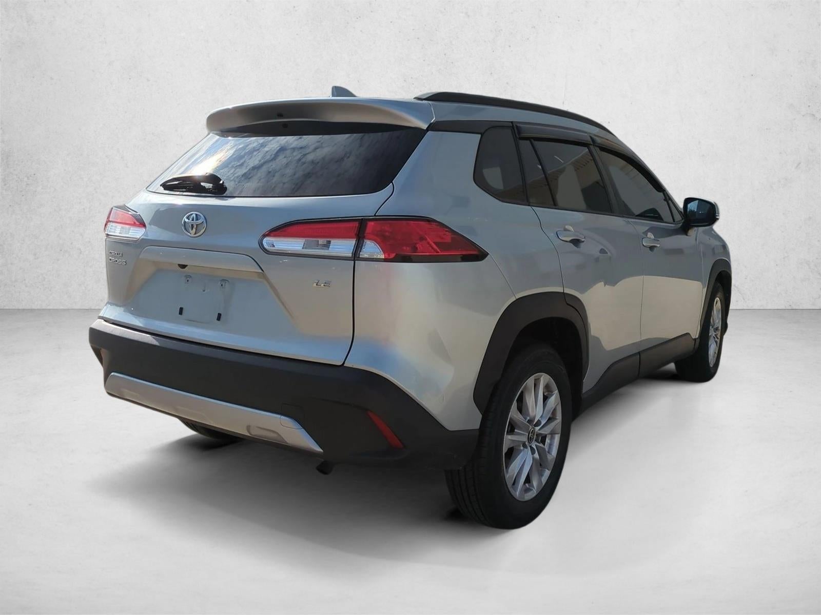 2022 Toyota Corolla Cross LE 2WD (Natl)