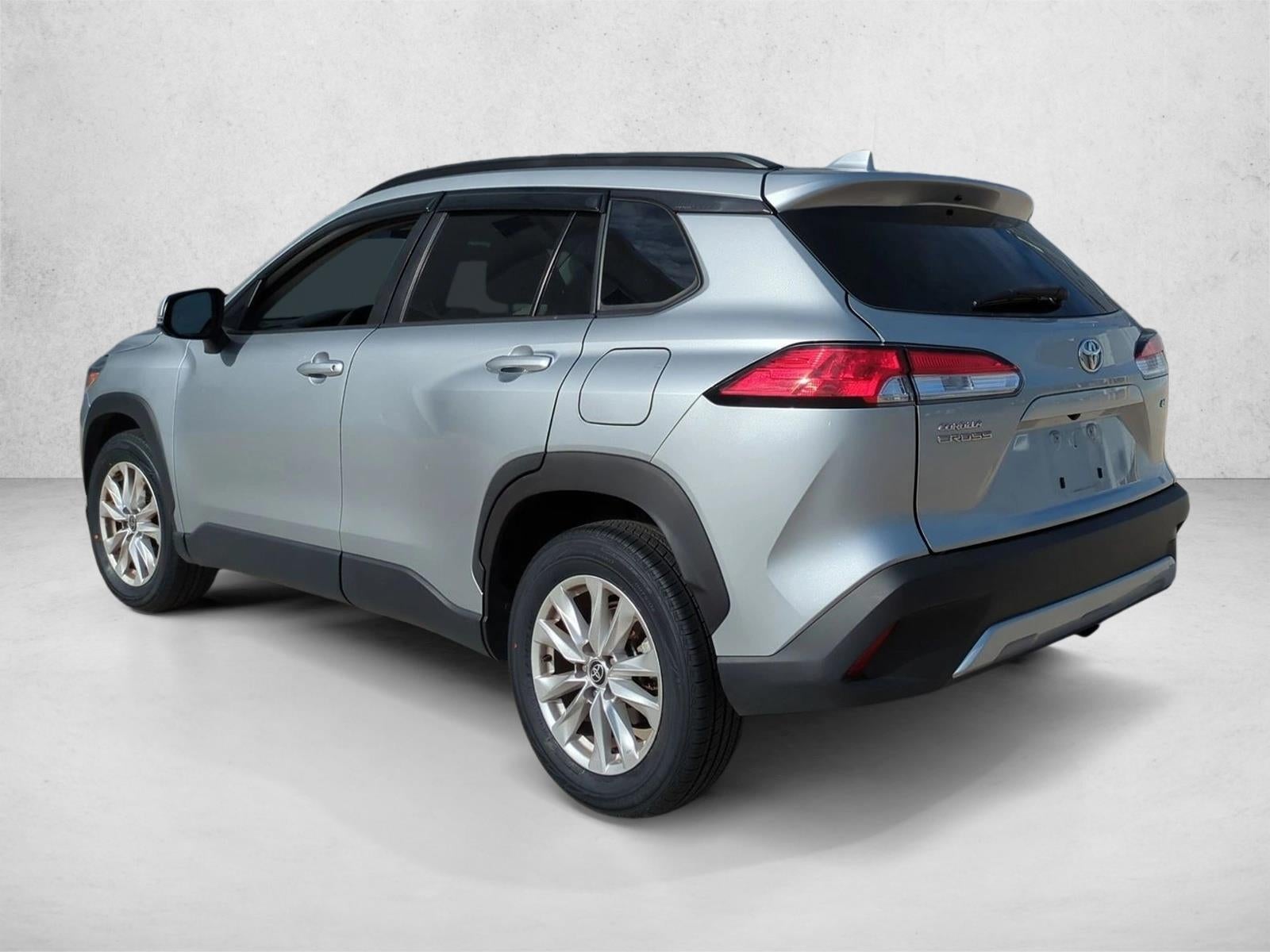 2022 Toyota Corolla Cross LE 2WD (Natl)