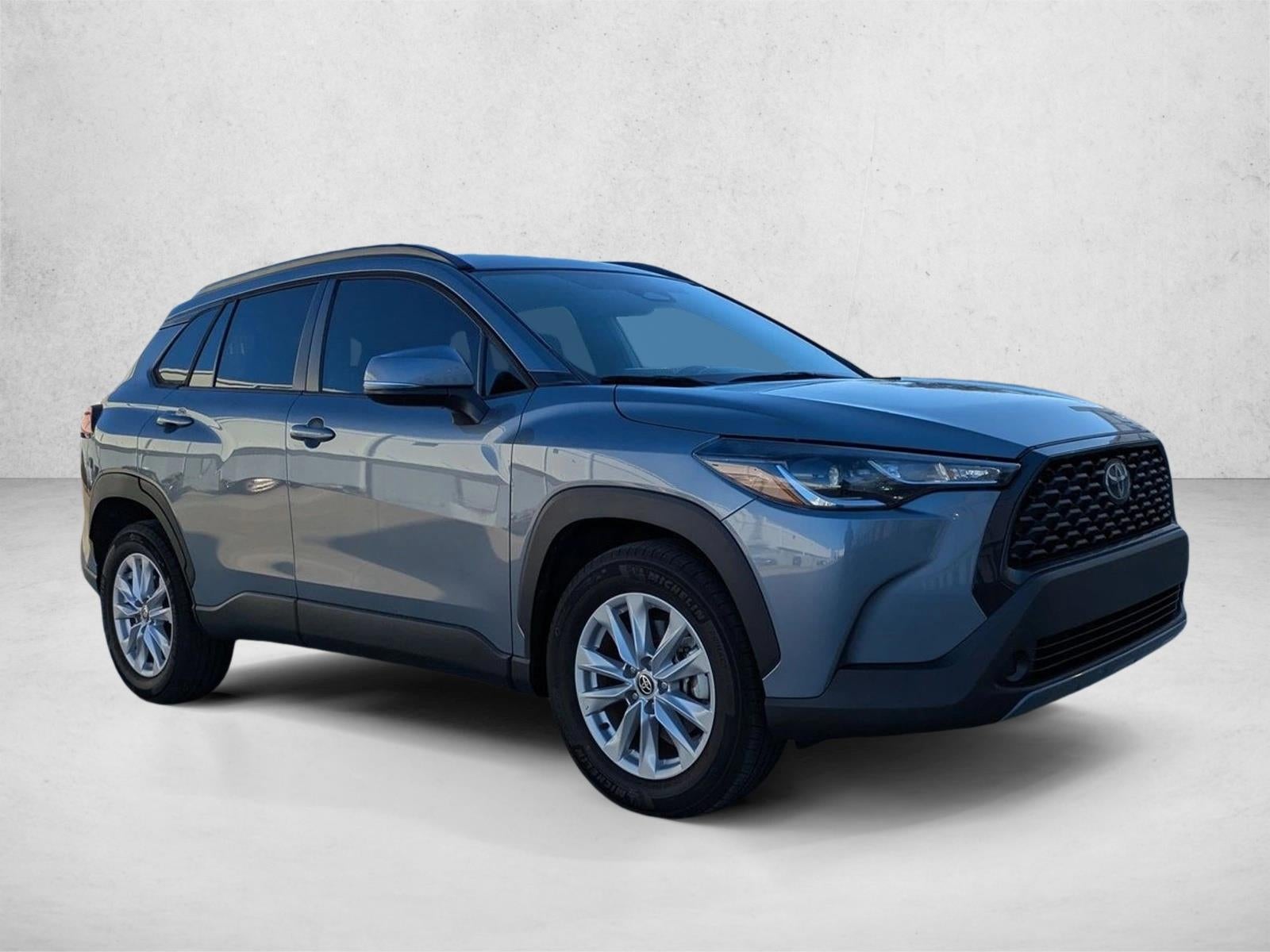 2023 Toyota Corolla Cross LE 2WD (Natl)