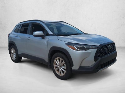 2024 Toyota Corolla Cross LE 2WD (Natl)