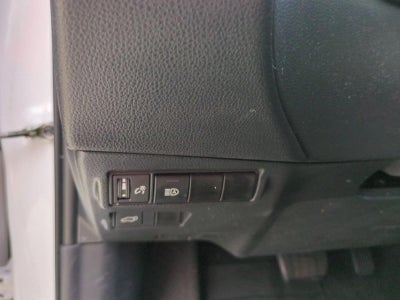 2023 Toyota Corolla Cross XLE 2WD (Natl)