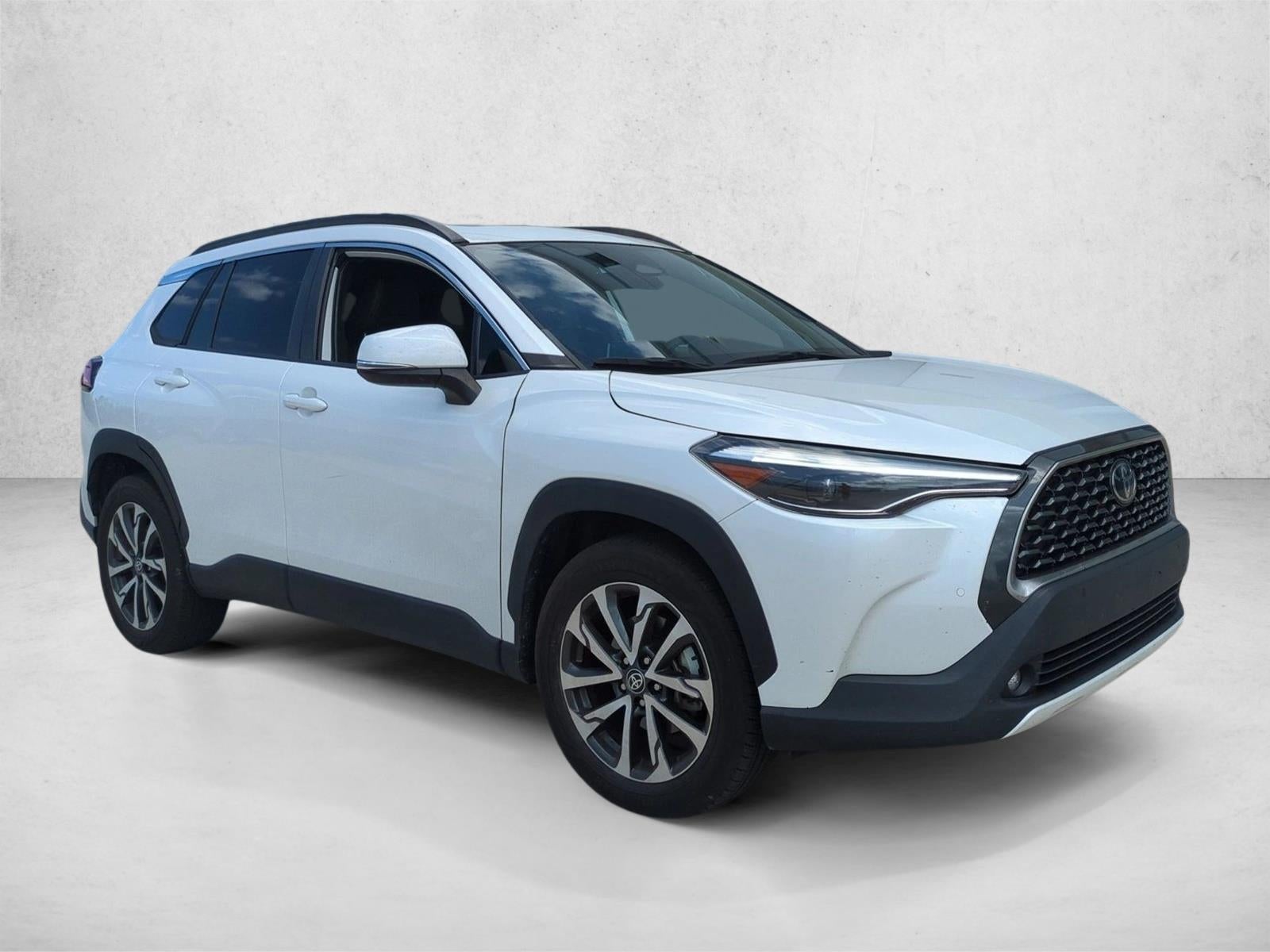 2023 Toyota Corolla Cross XLE 2WD (Natl)