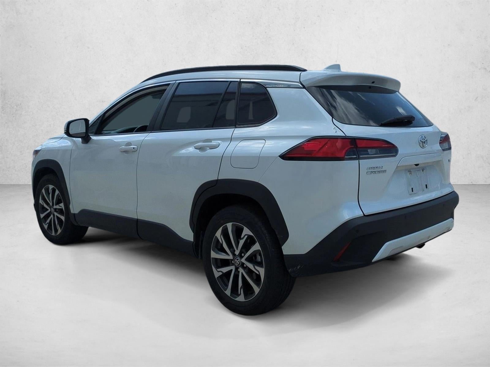 2023 Toyota Corolla Cross XLE 2WD (Natl)