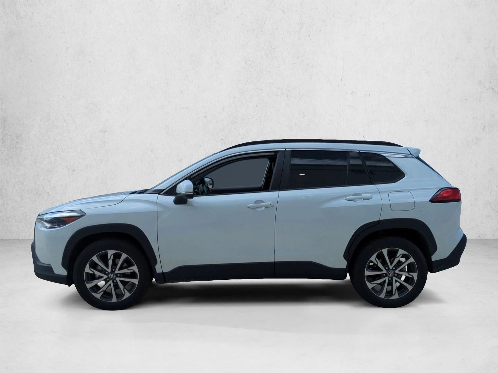 2023 Toyota Corolla Cross XLE 2WD (Natl)