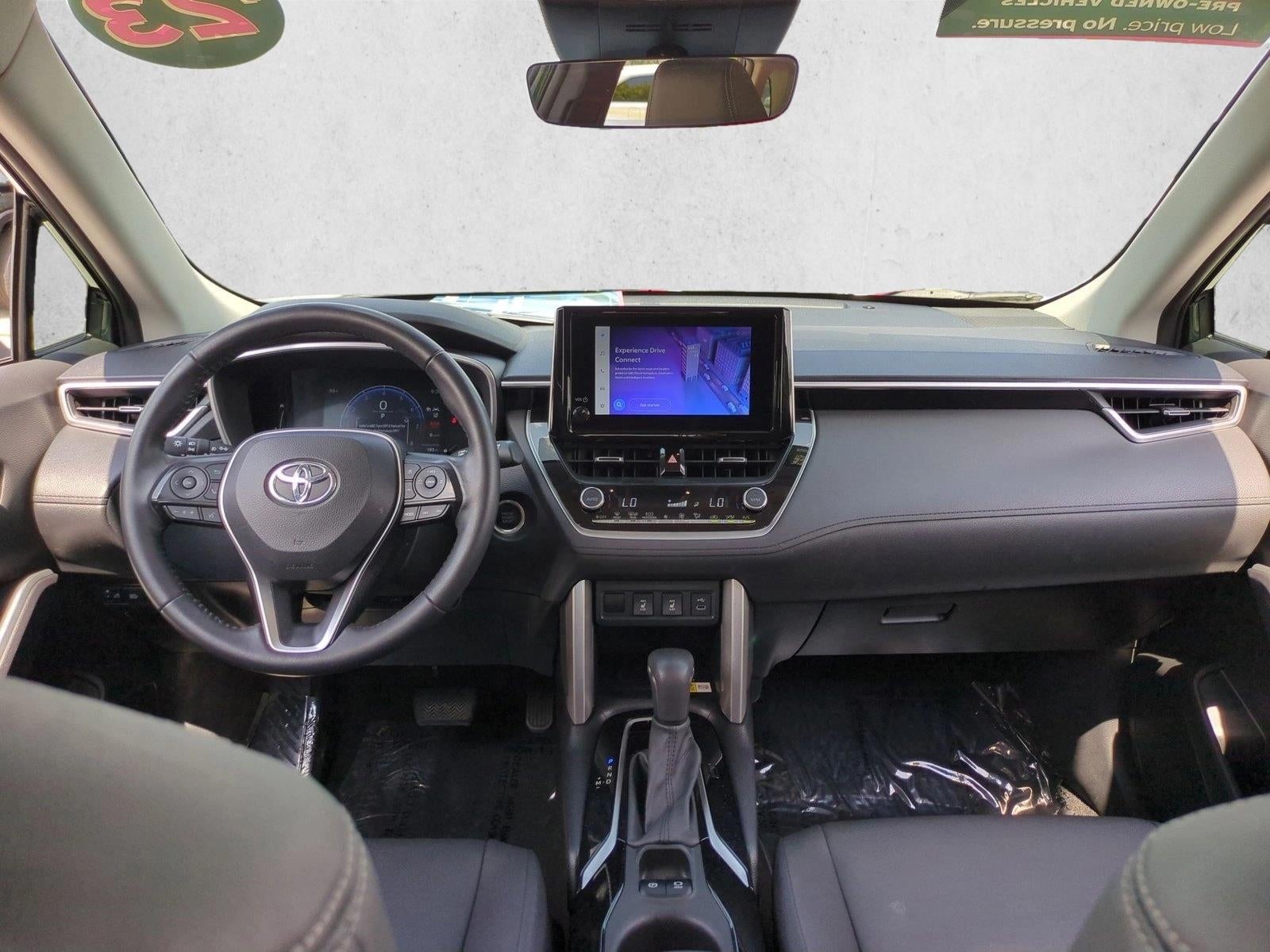 2023 Toyota Corolla Cross XLE 2WD (Natl)
