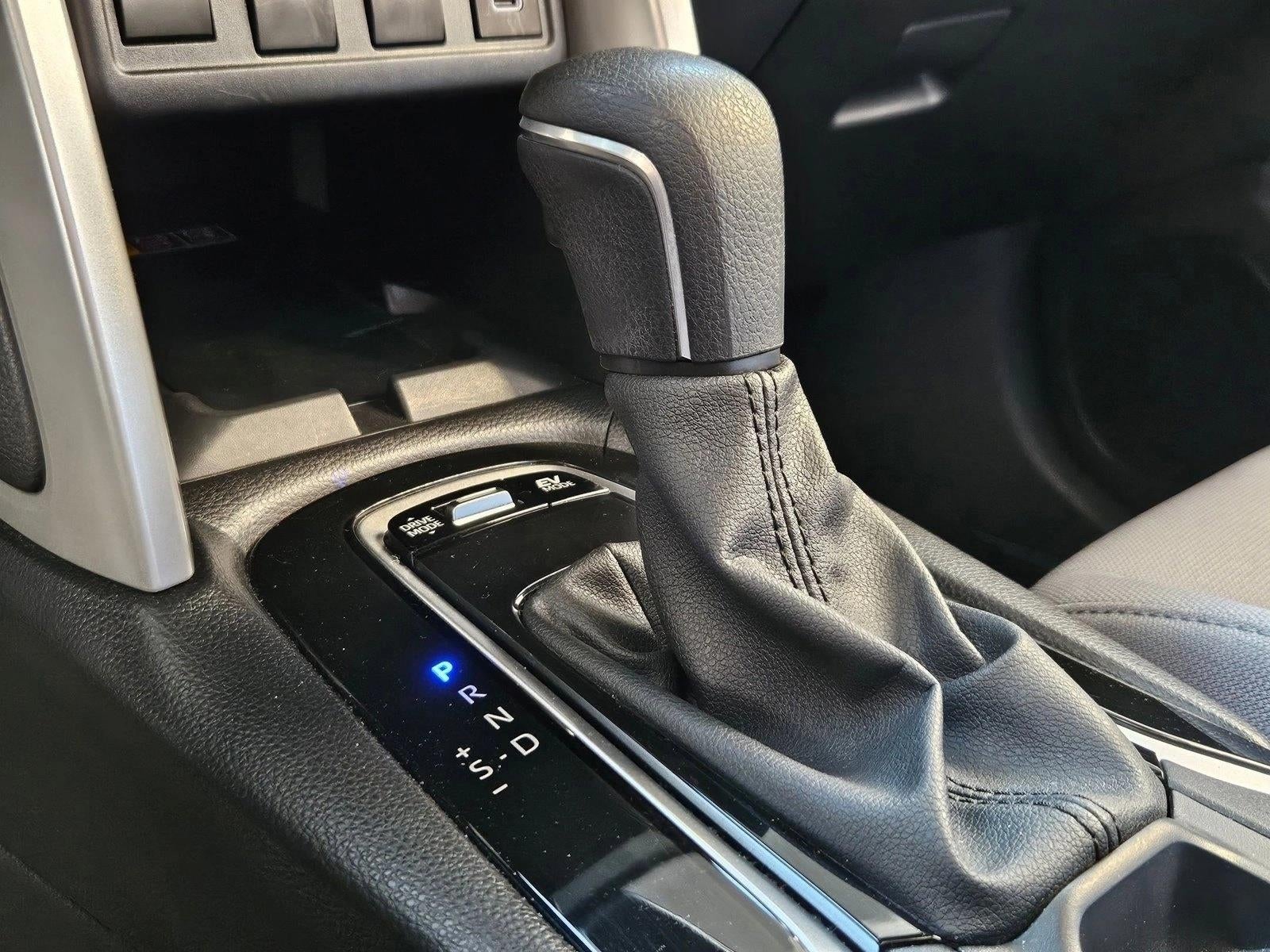 2025 Toyota Corolla Cross Hybrid SE 4WD (Natl)