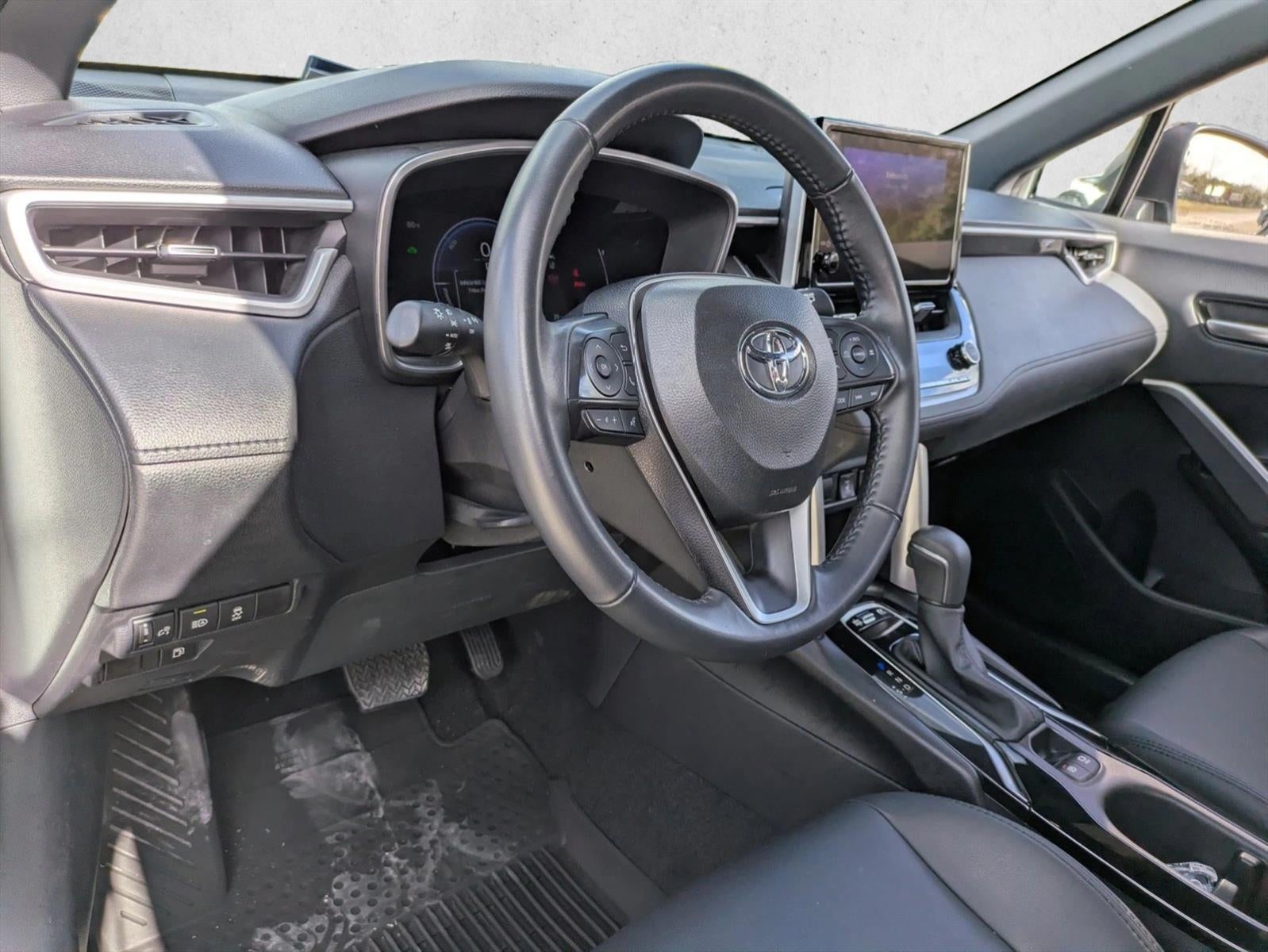 2025 Toyota Corolla Cross Hybrid XSE 4WD (Natl)