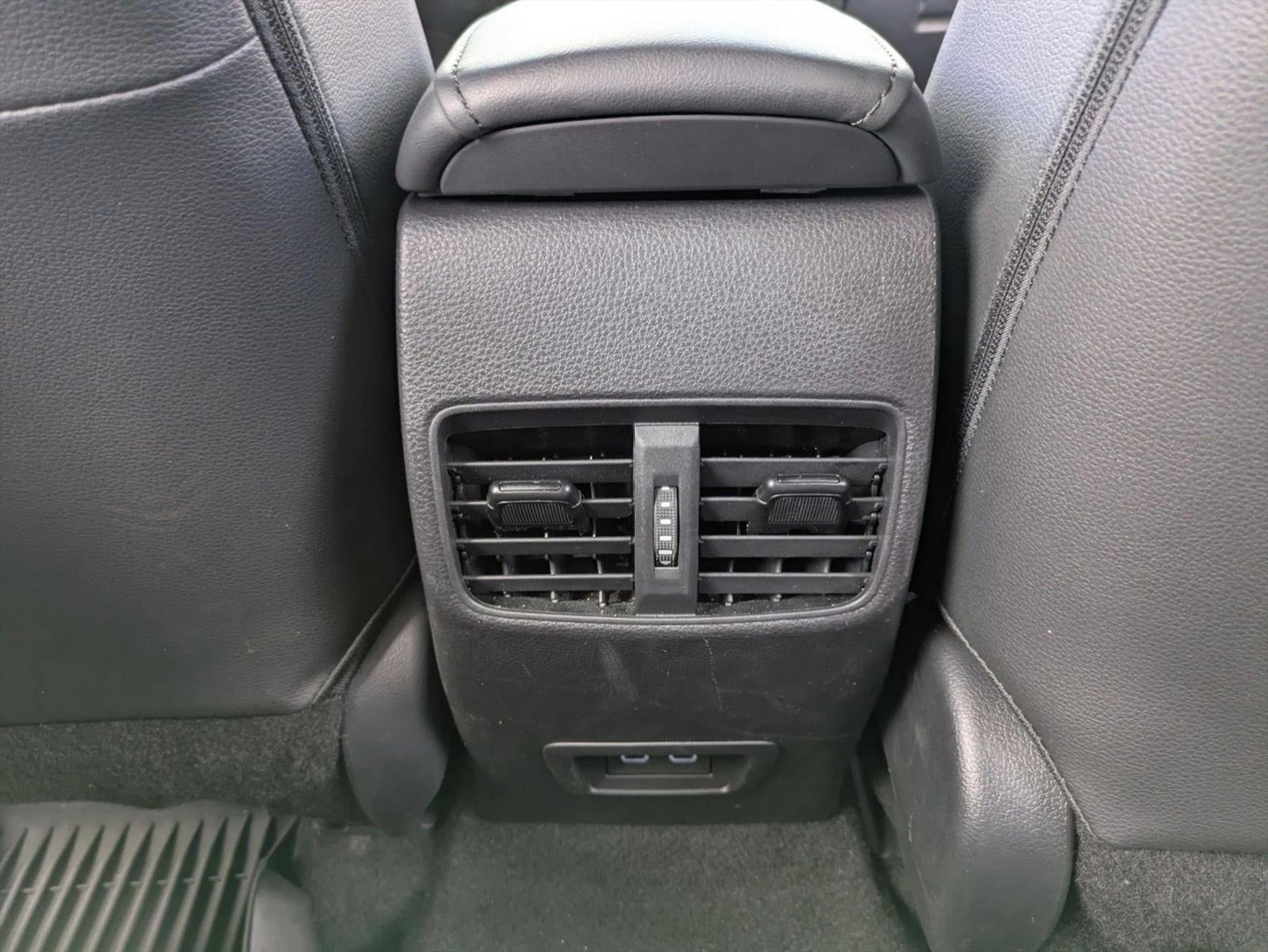 2025 Toyota Corolla Cross Hybrid XSE 4WD (Natl)