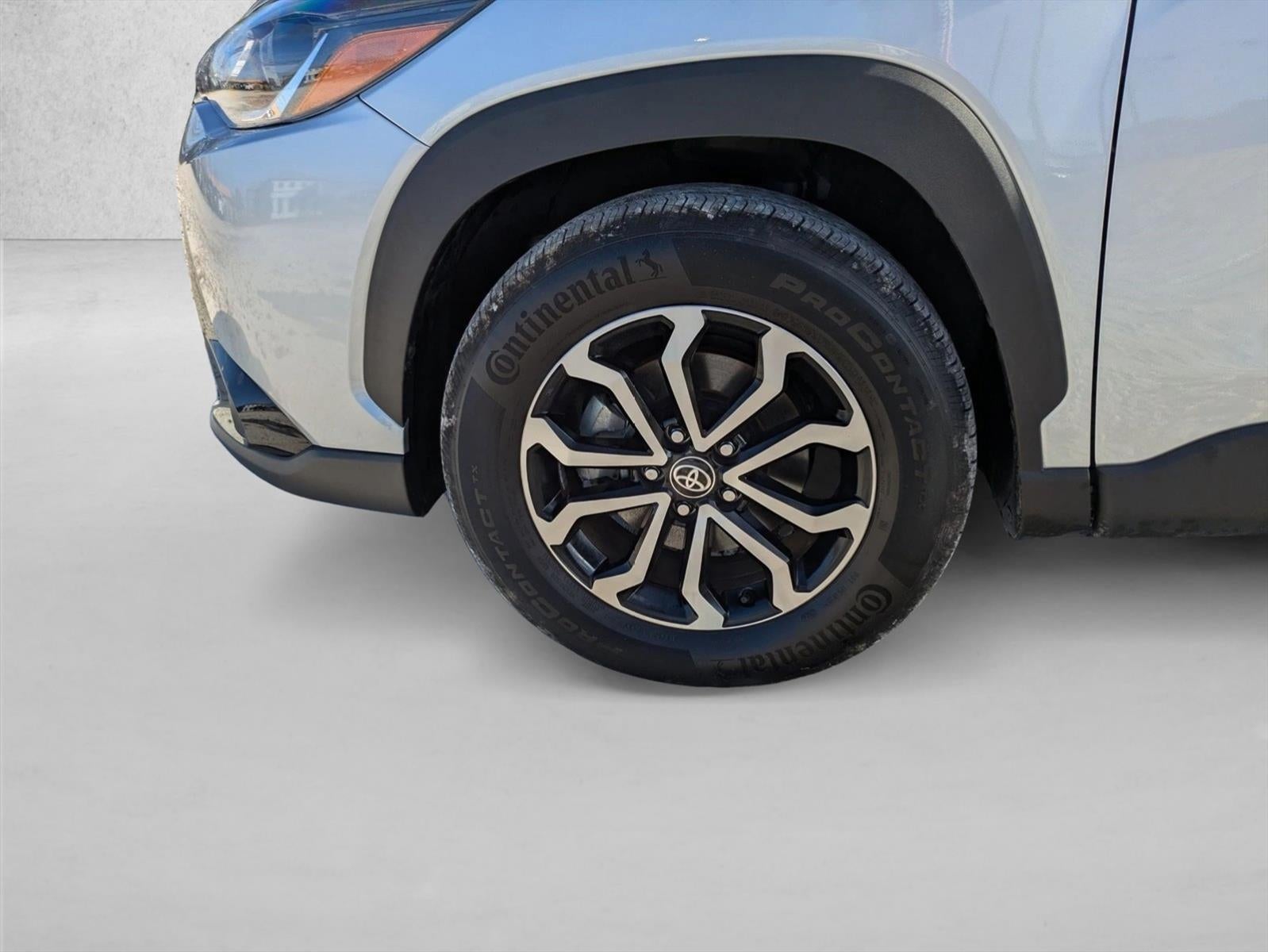 2024 Toyota Corolla Cross Hybrid SE 4WD (Natl)