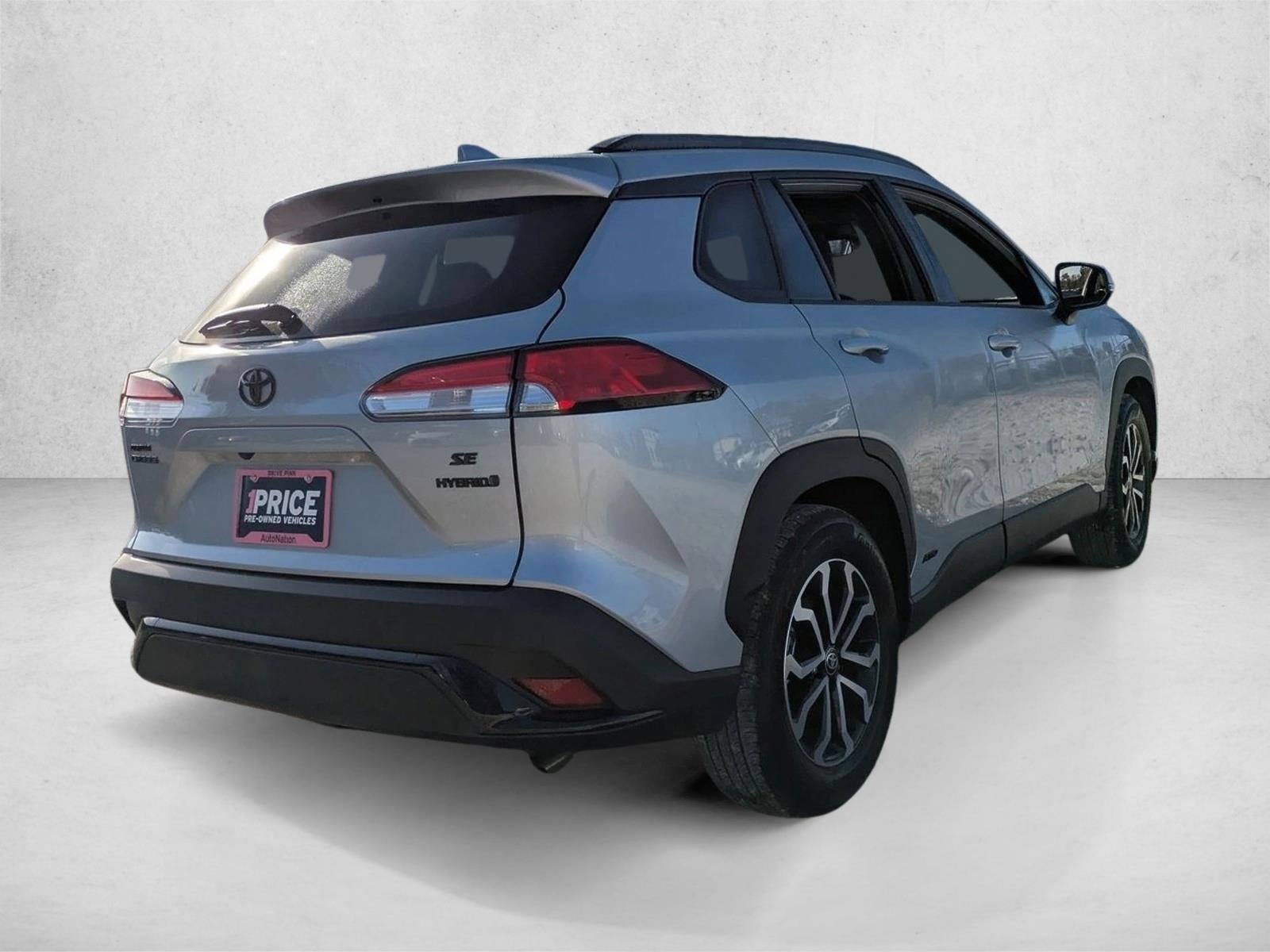 2024 Toyota Corolla Cross Hybrid SE 4WD (Natl)