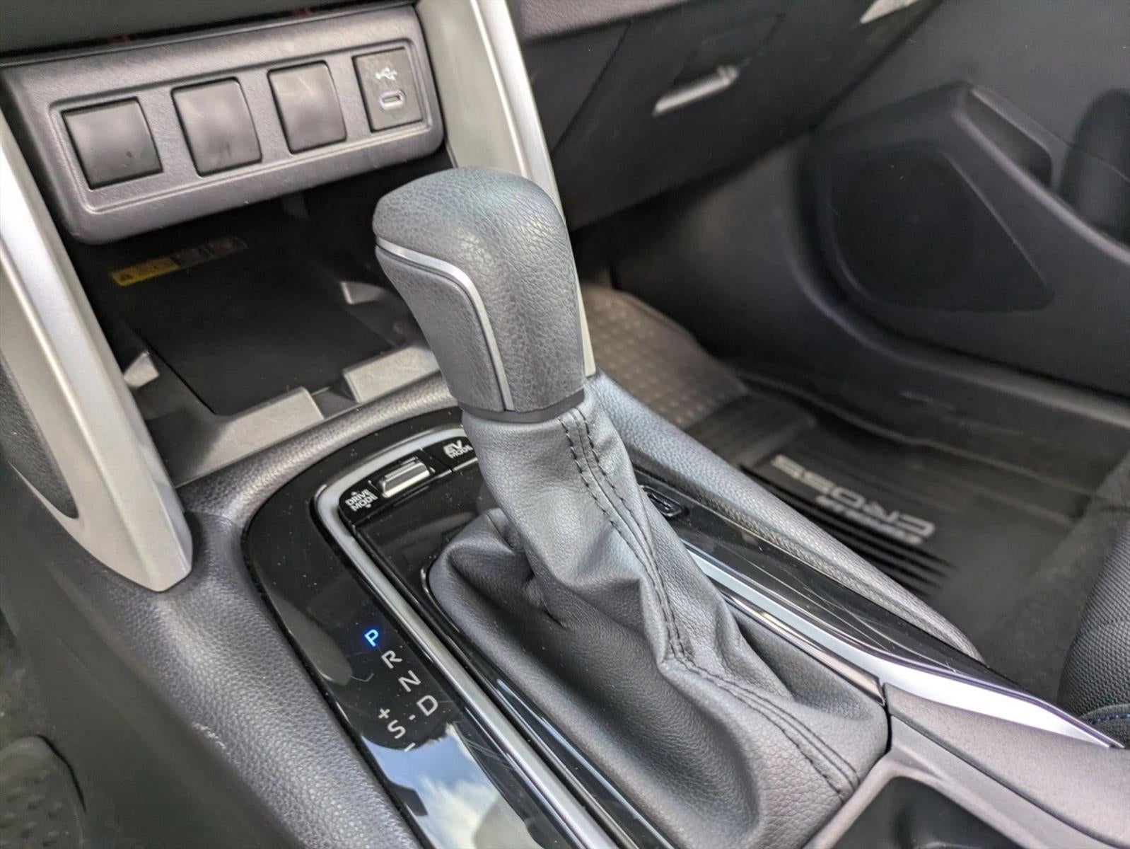 2024 Toyota Corolla Cross Hybrid SE 4WD (Natl)