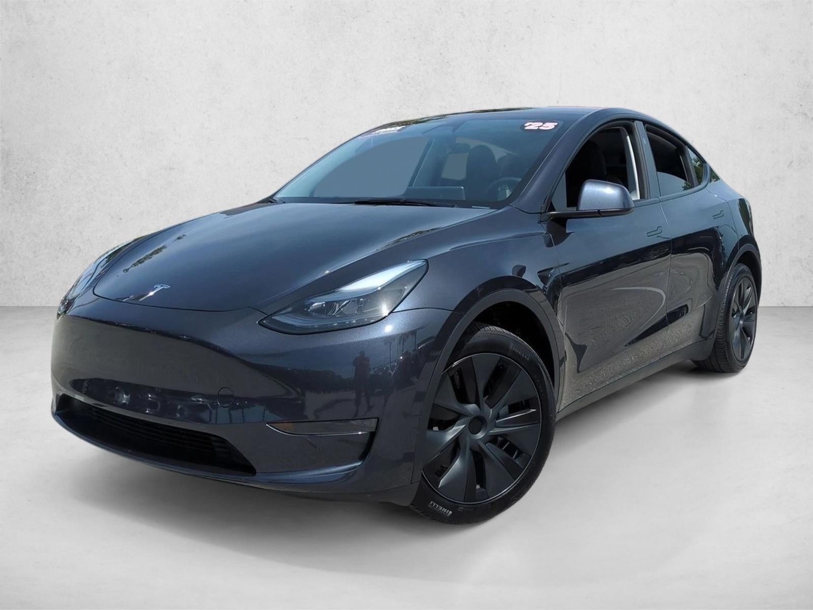 2025 Tesla Model Y Long Range RWD *Ltd Avail*