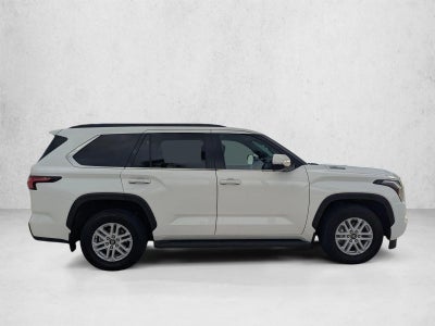 2025 Toyota Sequoia SR5 4WD (SE)