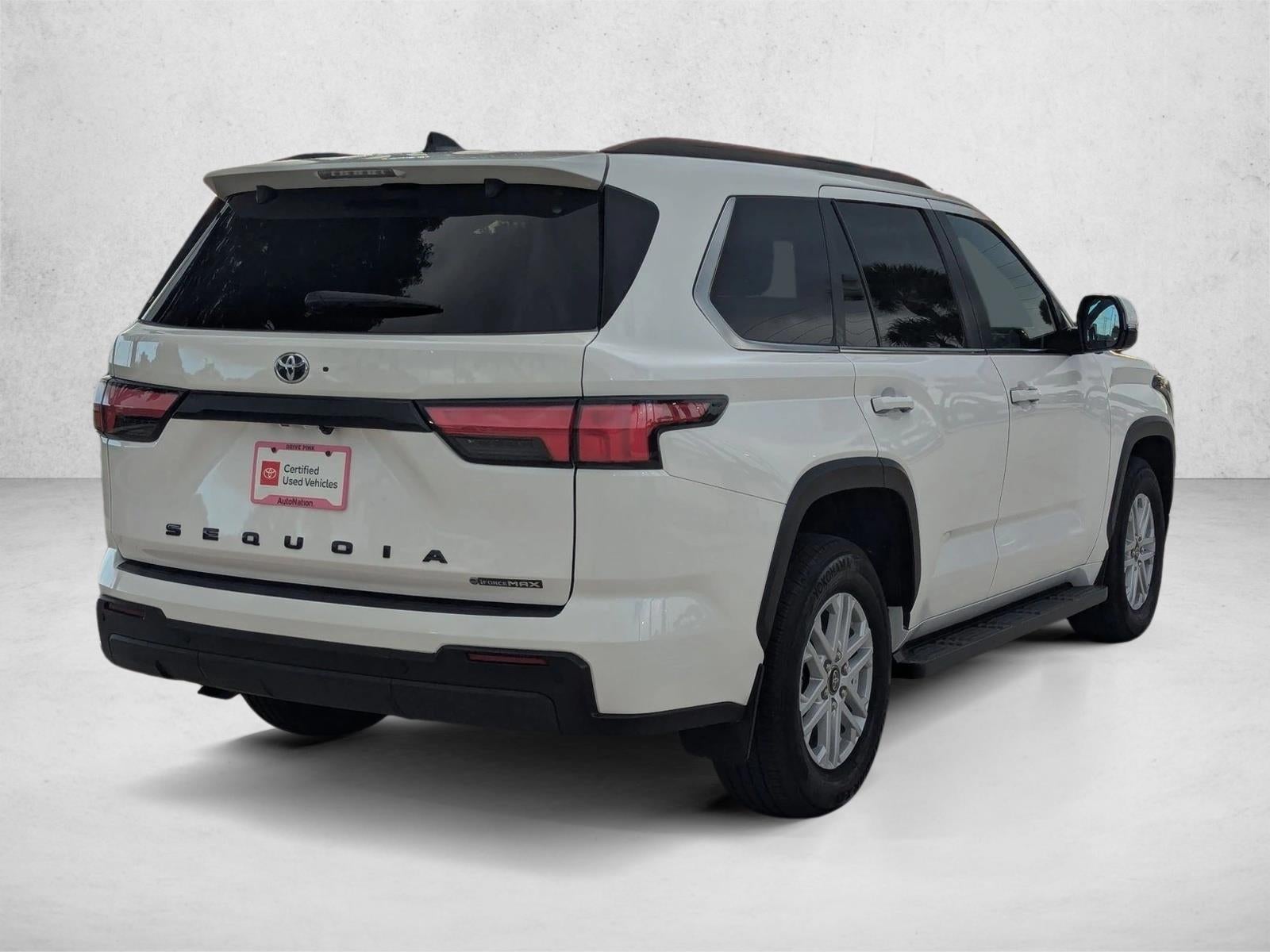 2025 Toyota Sequoia SR5 4WD (SE)