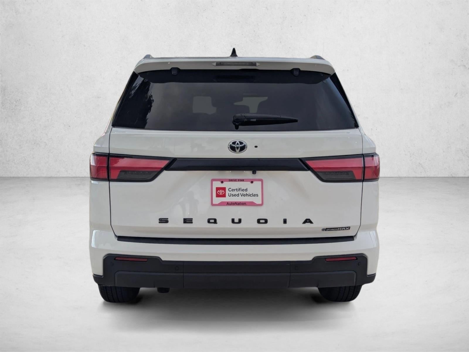 2025 Toyota Sequoia SR5 4WD (SE)