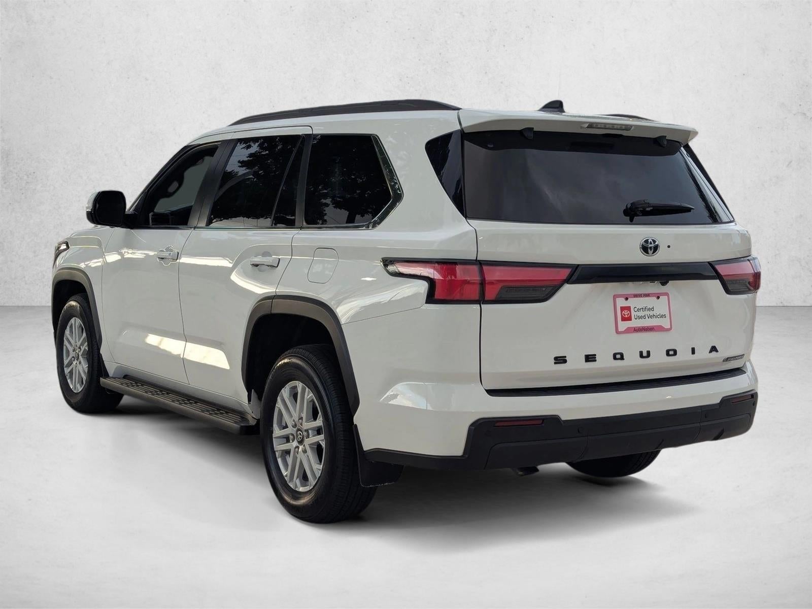 2025 Toyota Sequoia SR5 4WD (SE)