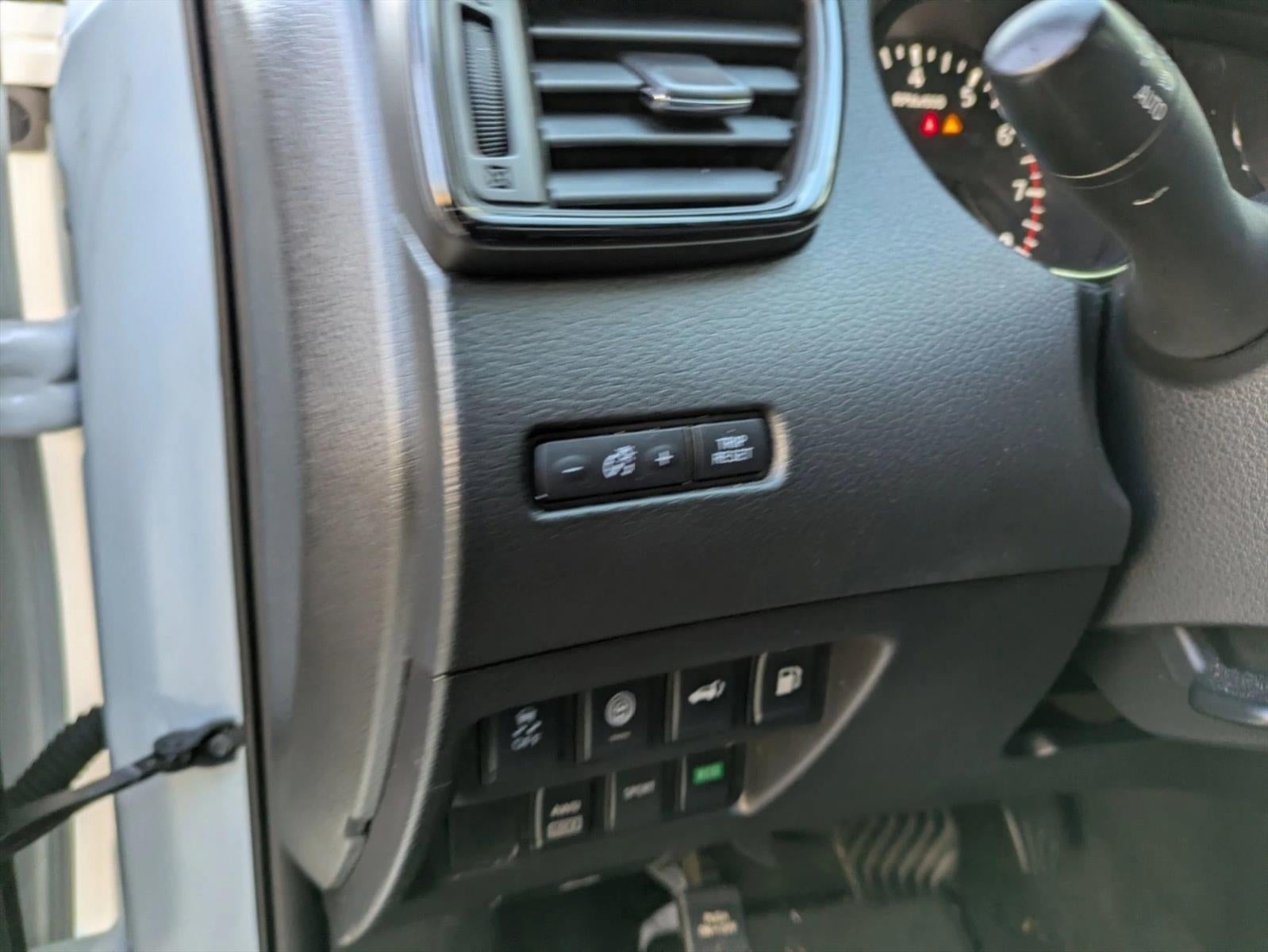 2020 Nissan Rogue AWD SV