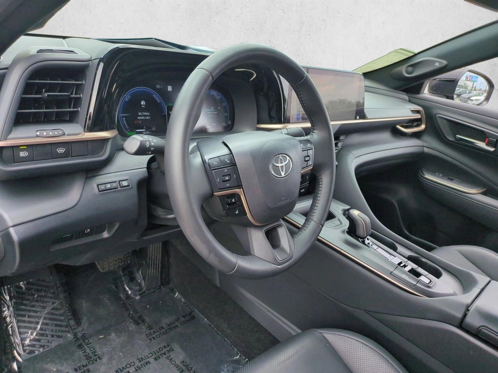 2023 Toyota Crown Limited AWD (Natl)