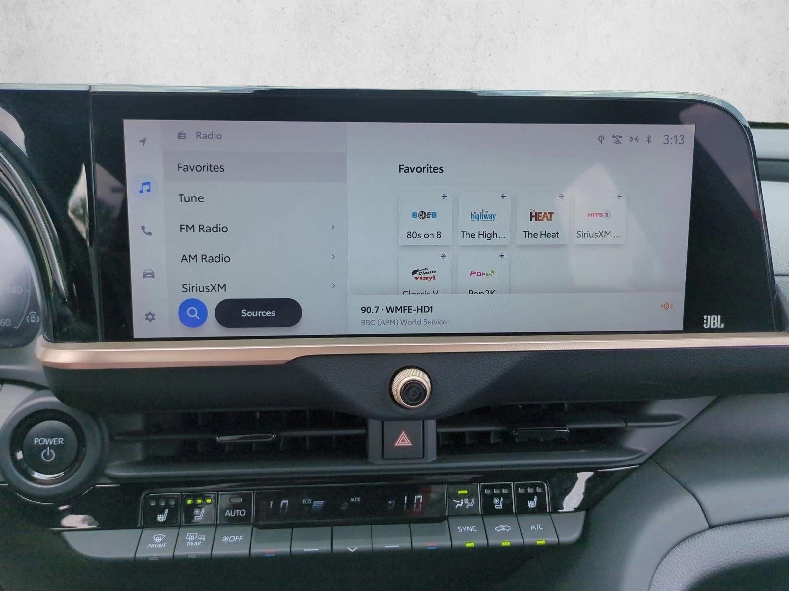 2023 Toyota Crown Limited AWD (Natl)