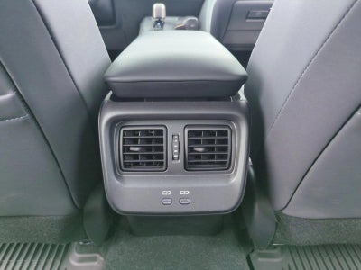 2023 Toyota Crown Limited AWD (Natl)