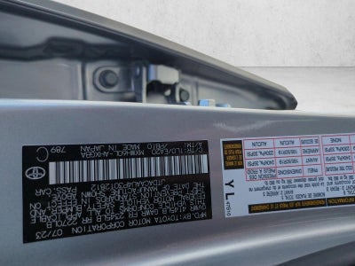 2023 Toyota Prius XLE (Natl)