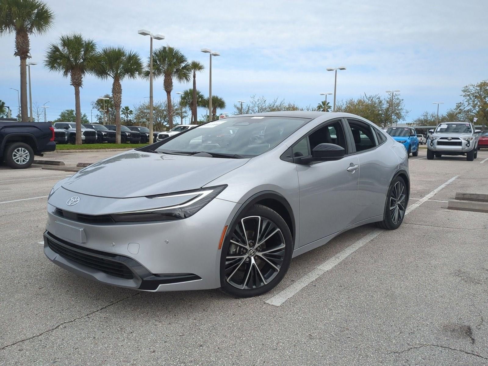 2025 Toyota Prius Limited (Natl)