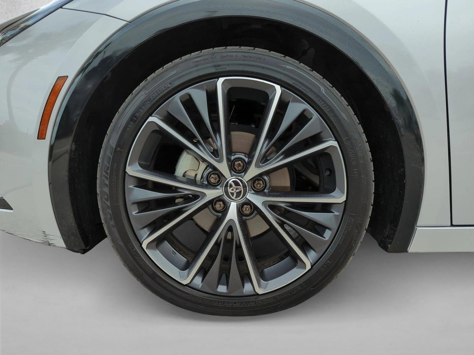2024 Toyota Prius Limited (Natl)