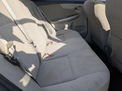 2011 Toyota Corolla 4dr Sdn Auto LE (Natl)