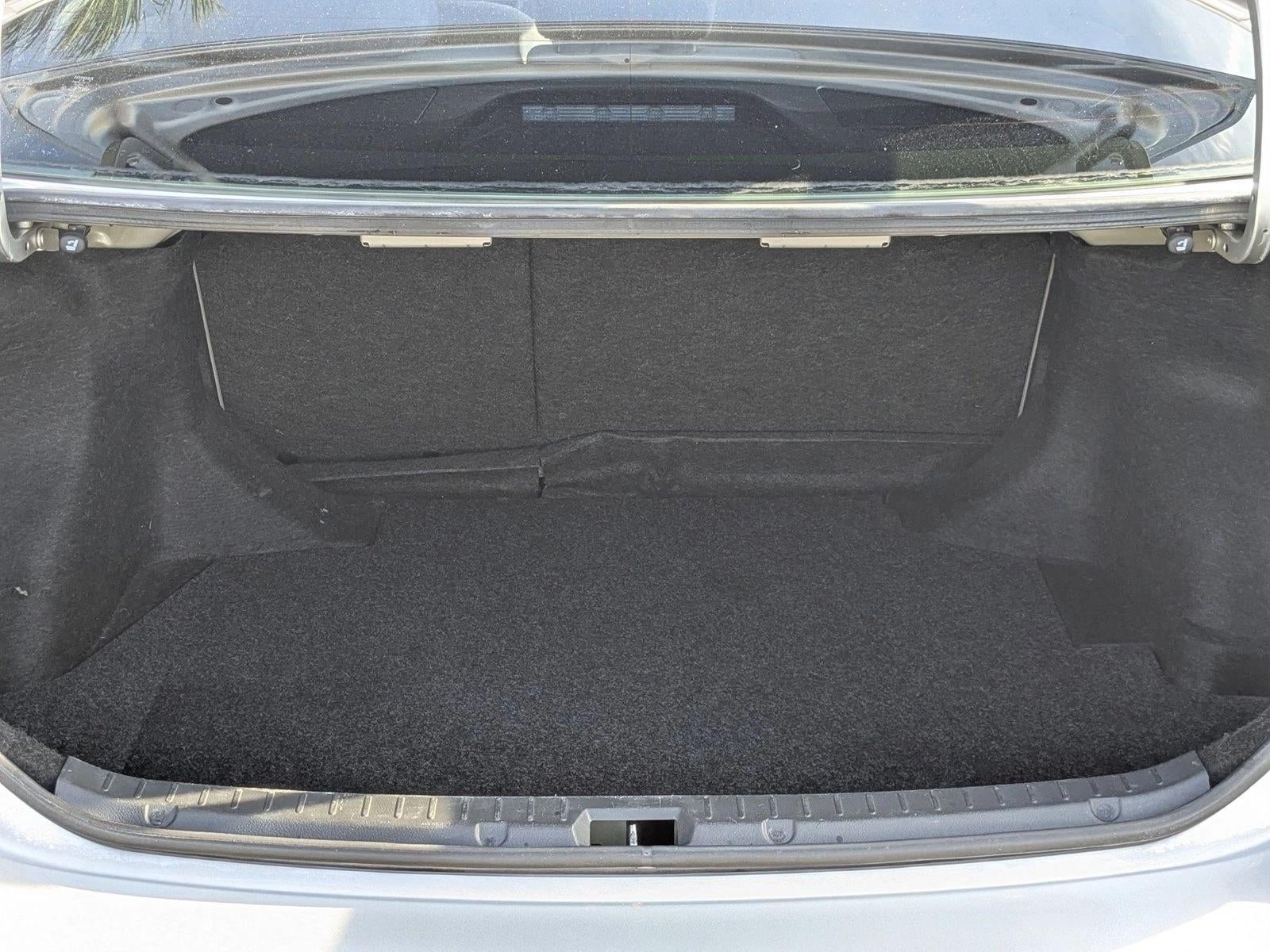 2011 Toyota Corolla 4dr Sdn Auto LE (Natl)