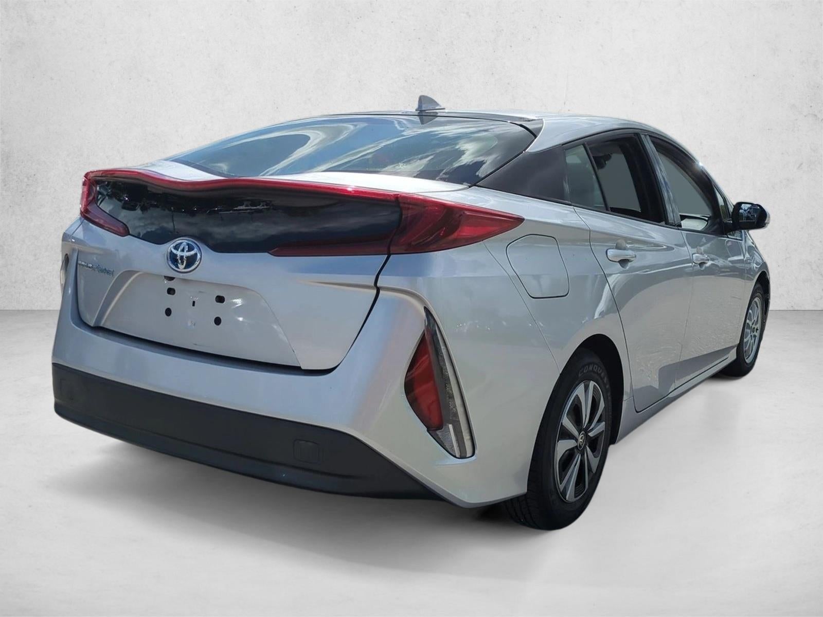 2017 Toyota Prius Prime Premium (Natl)