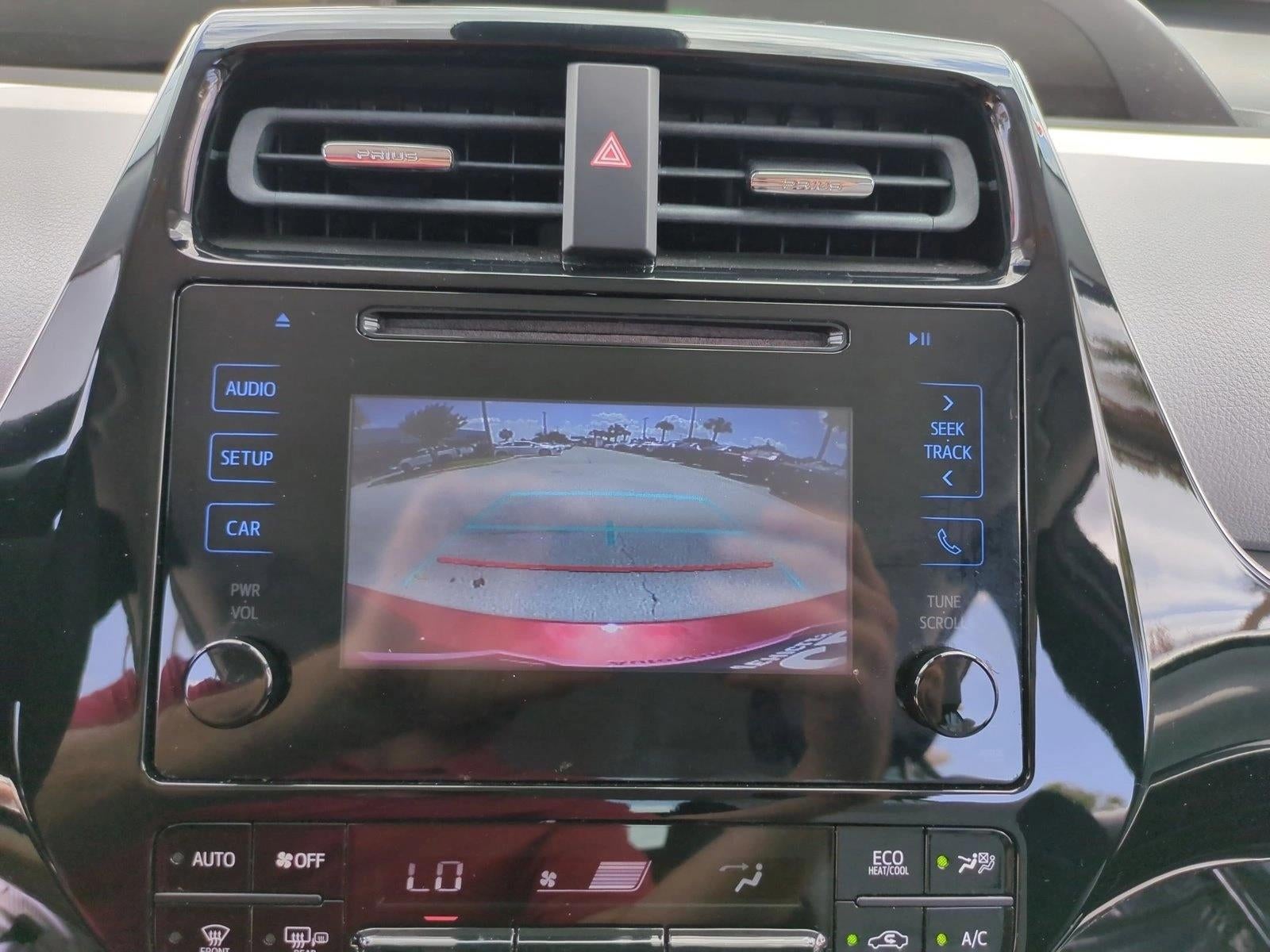 2017 Toyota Prius Two (SE)