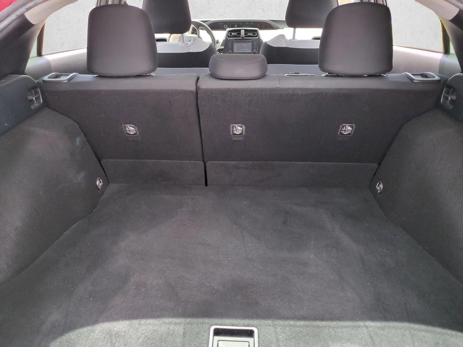 2017 Toyota Prius Two (SE)