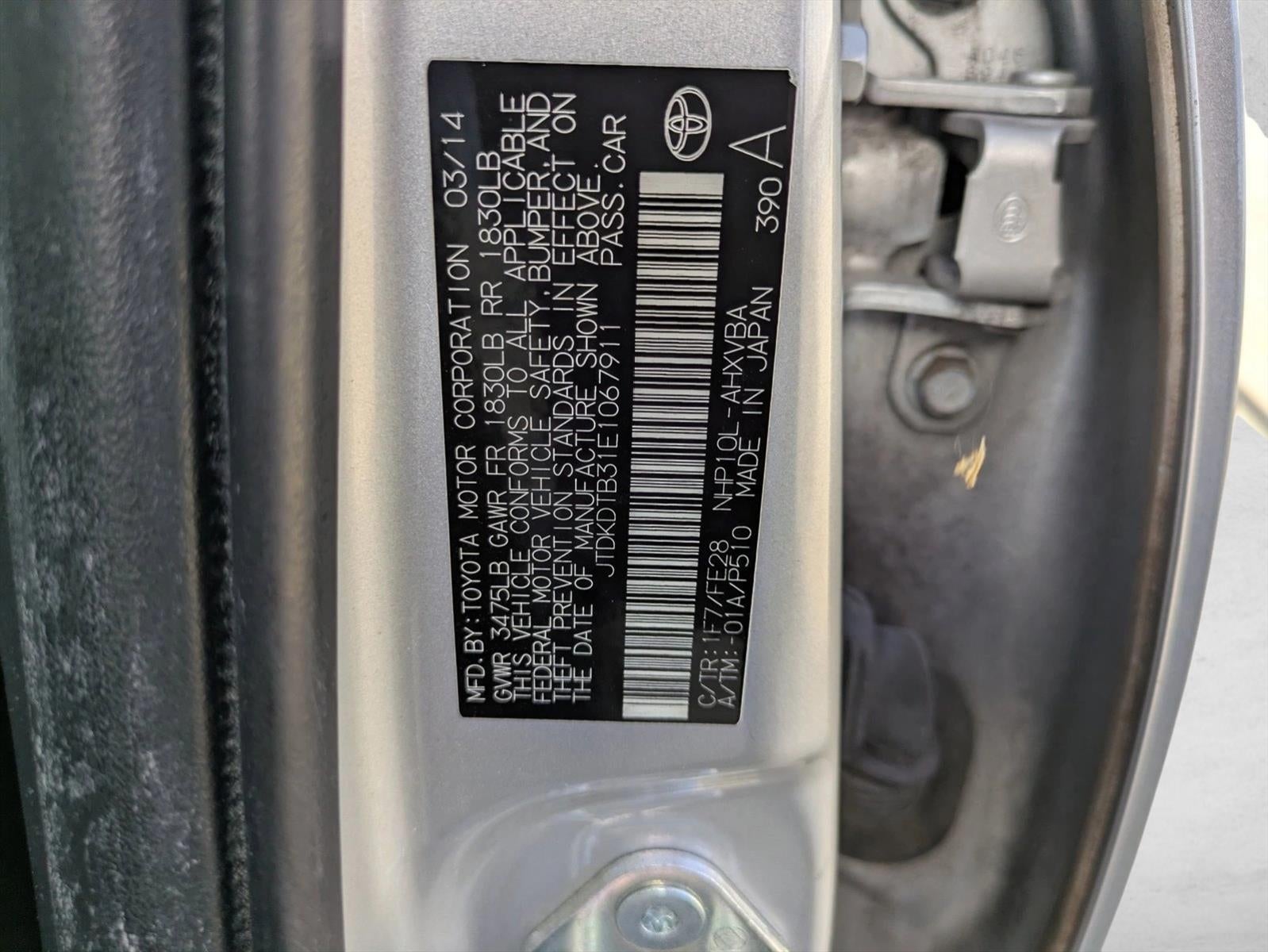 2014 Toyota Prius c 5dr HB One (Natl)