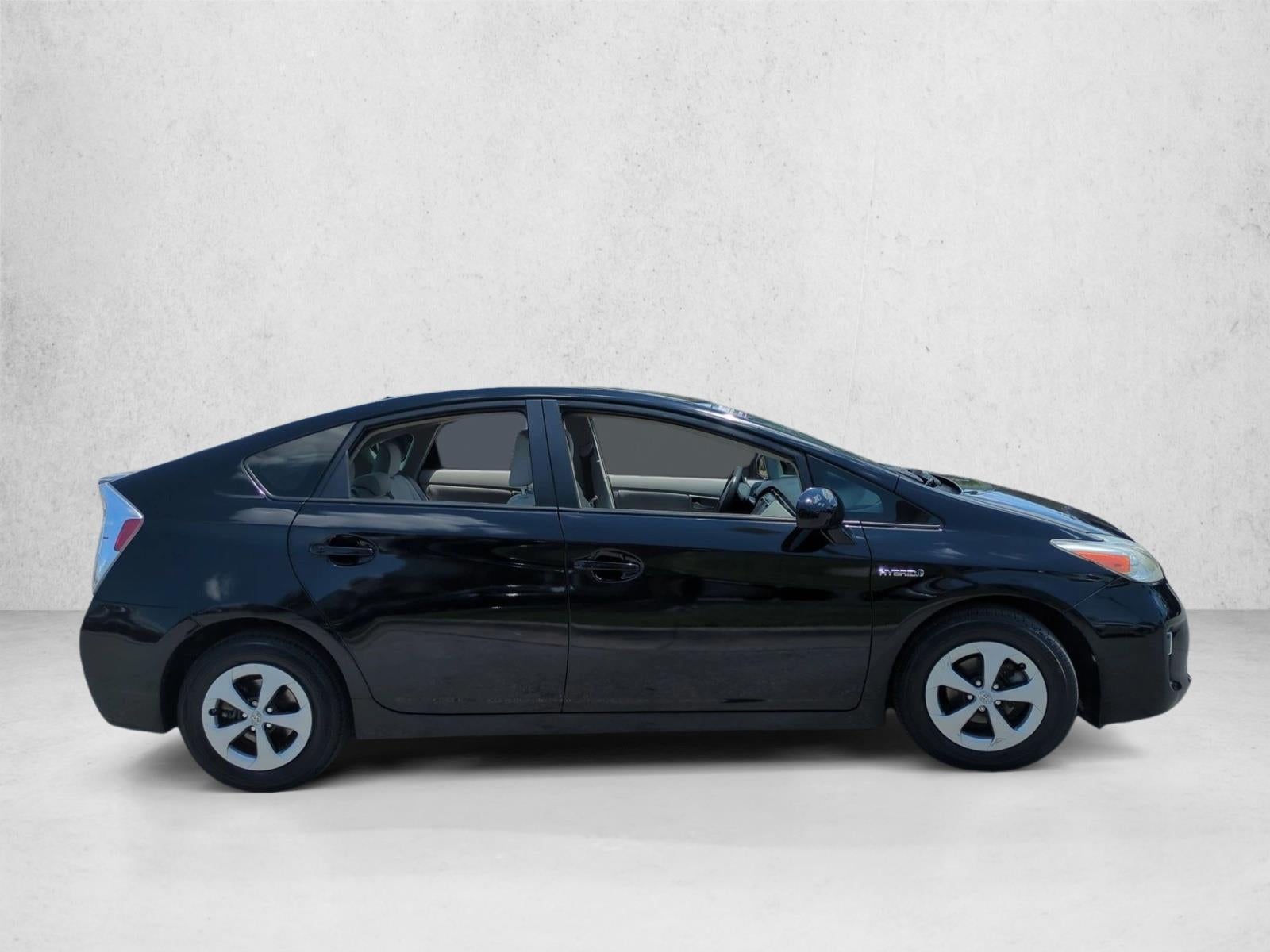 2015 Toyota Prius 5dr HB Two (SE)
