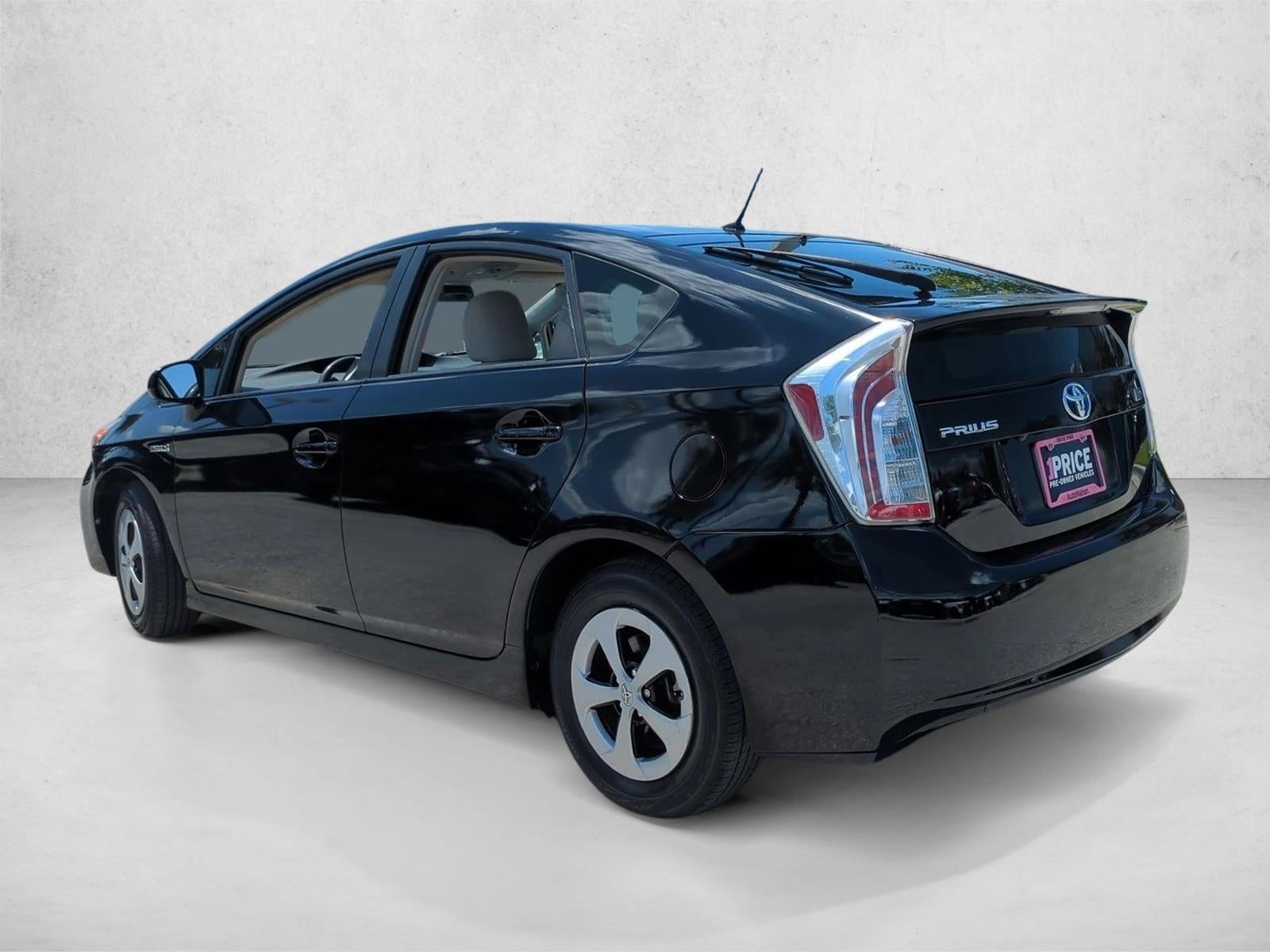 2015 Toyota Prius 5dr HB Two (SE)