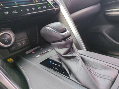 2024 Toyota Venza XLE AWD (SE)