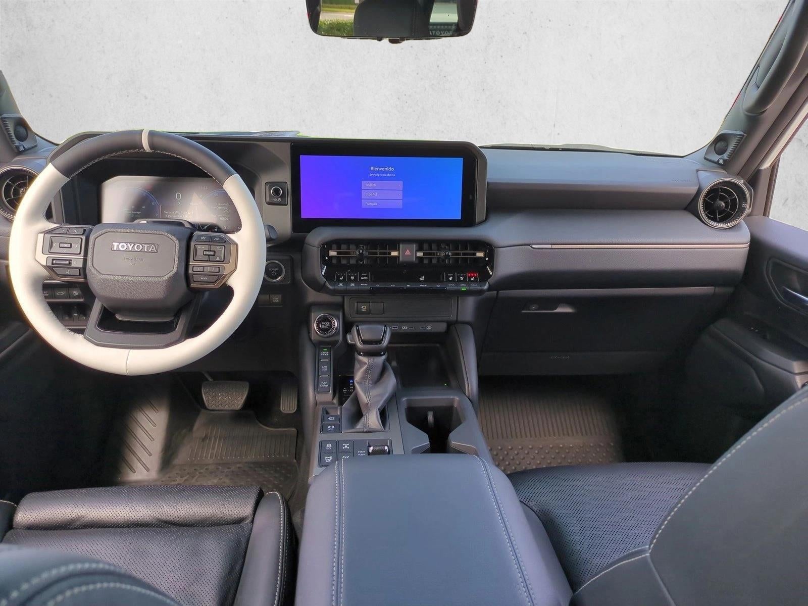 2025 Toyota Land Cruiser 4WD (GS)