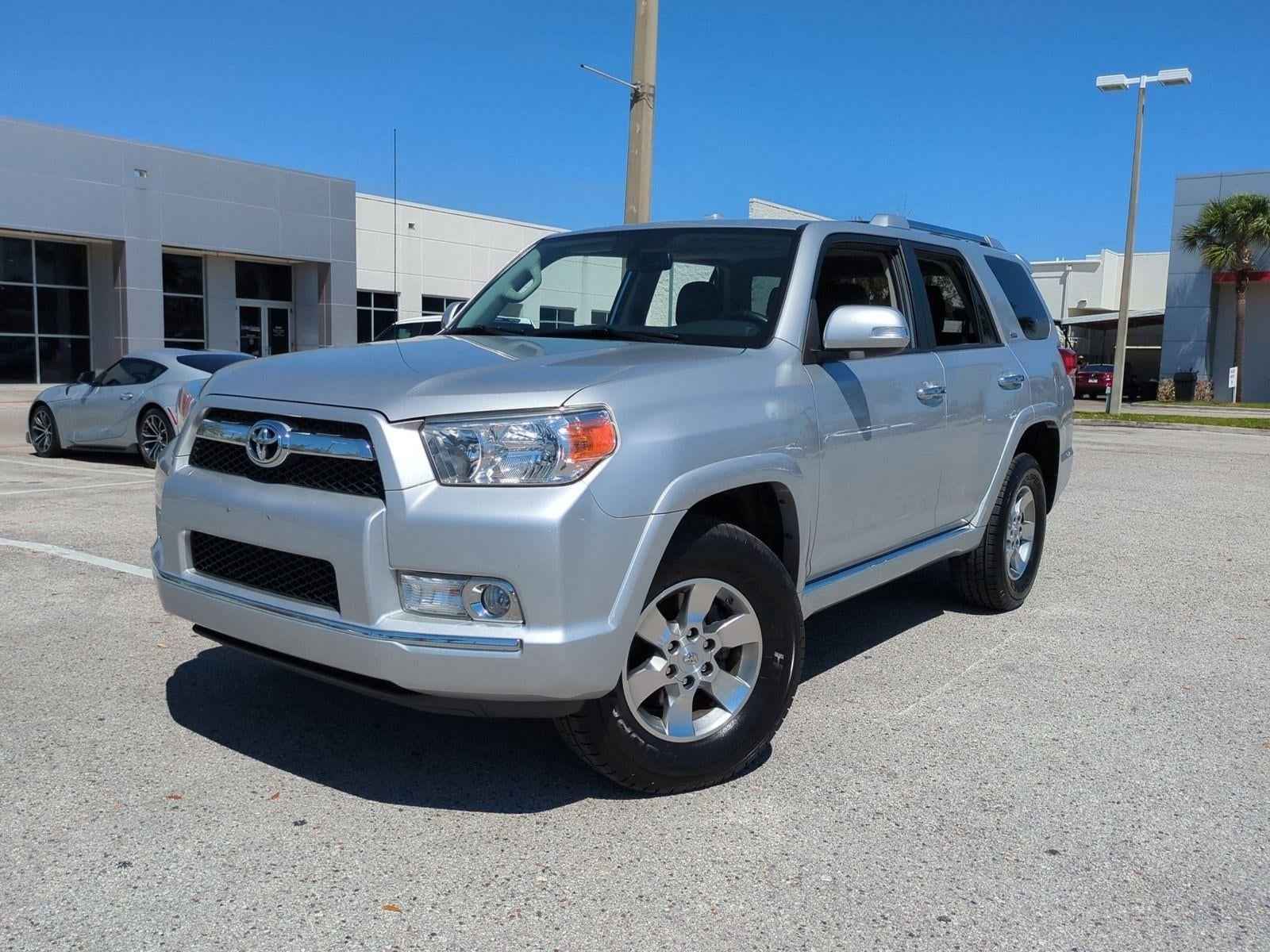 2013 Toyota 4Runner 4WD 4dr V6 SR5 (Natl)