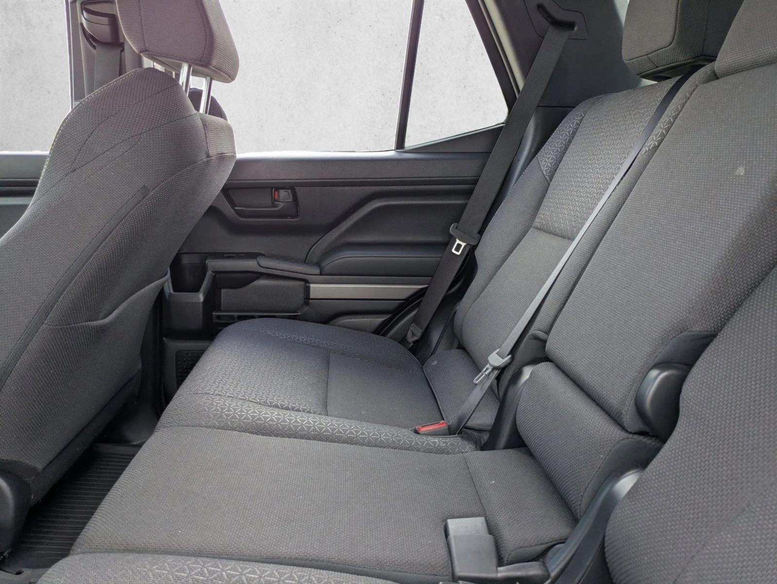 2025 Toyota 4Runner SR5 2WD (Natl)