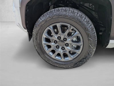 2025 Toyota 4Runner SR5 2WD (Natl)