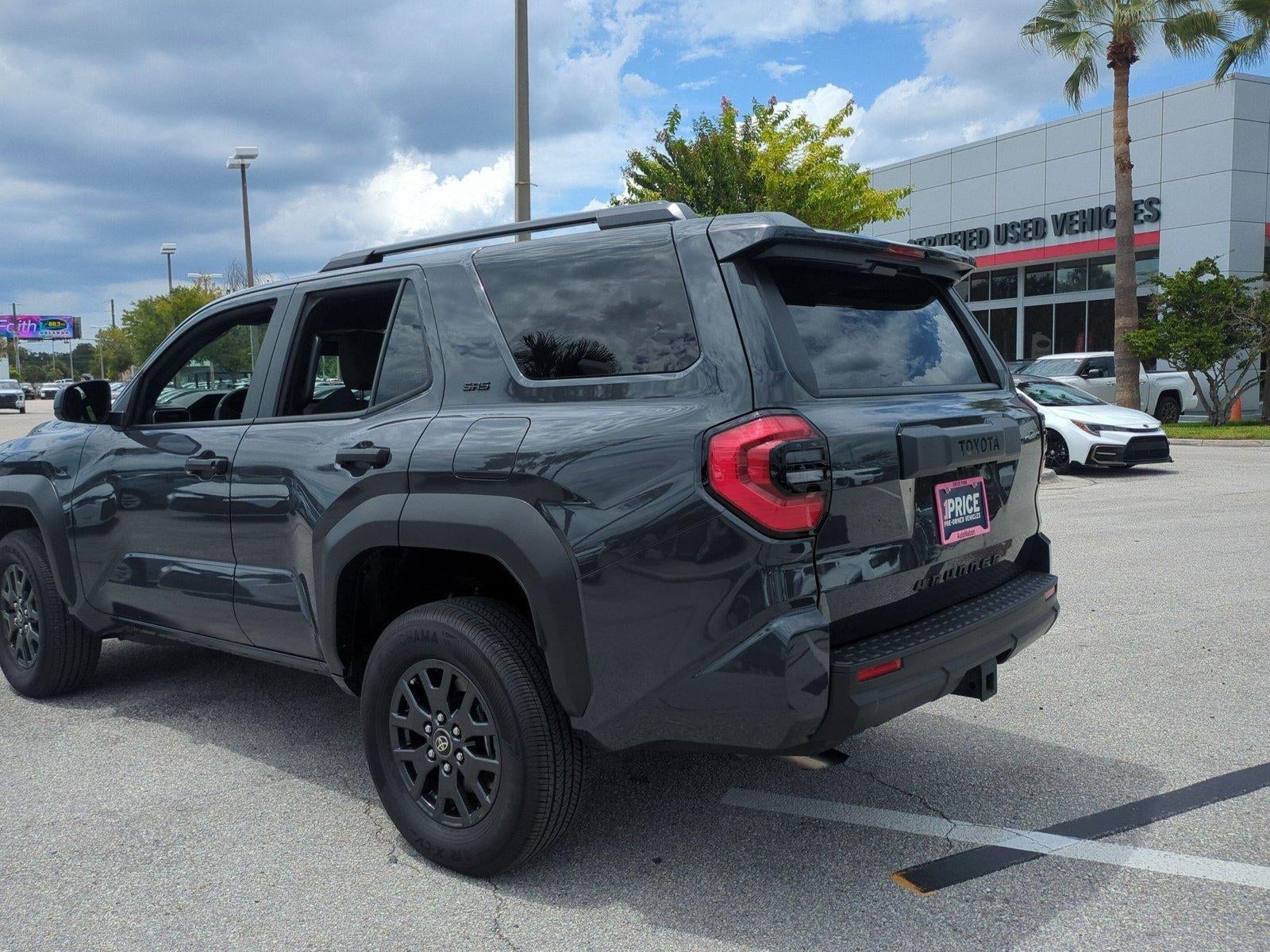 2025 Toyota 4Runner SR5 2WD (Natl)