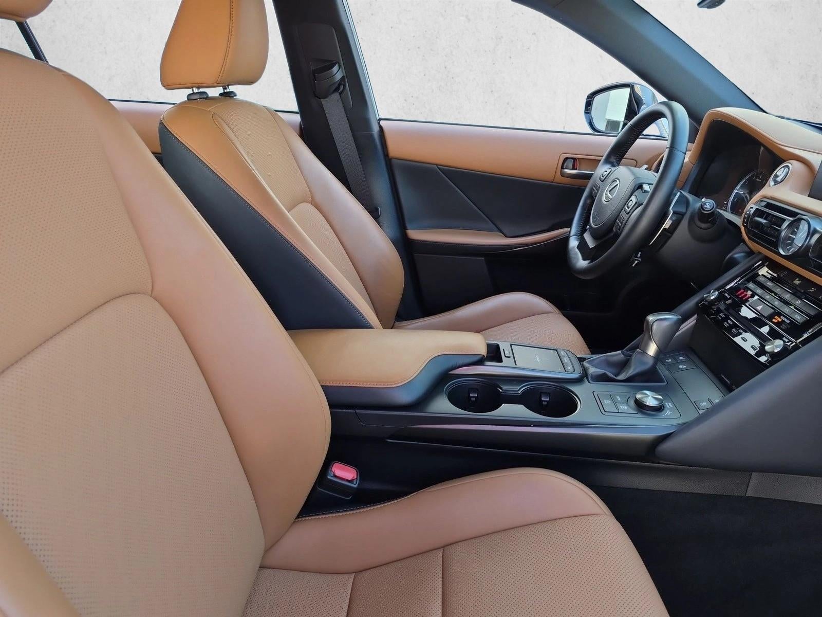 2024 Lexus IS 300 RWD