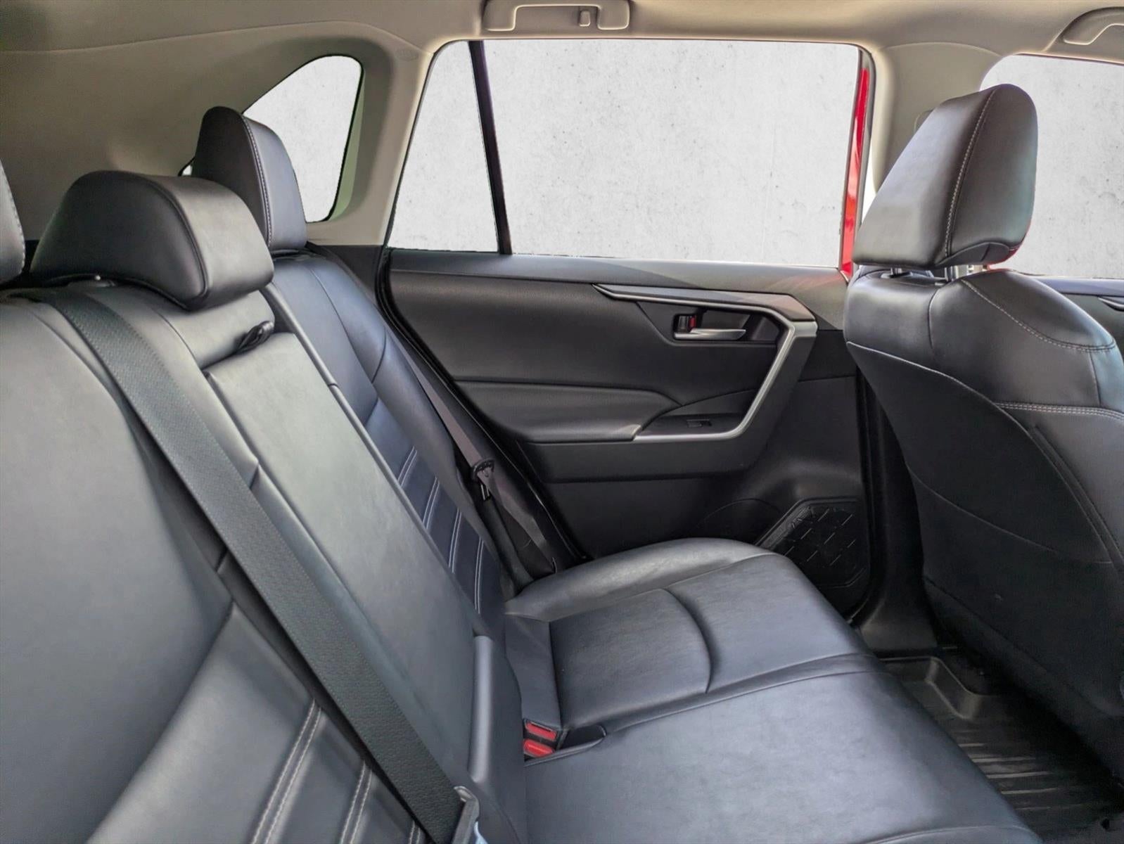 2021 Toyota RAV4 XLE Premium FWD (Natl)