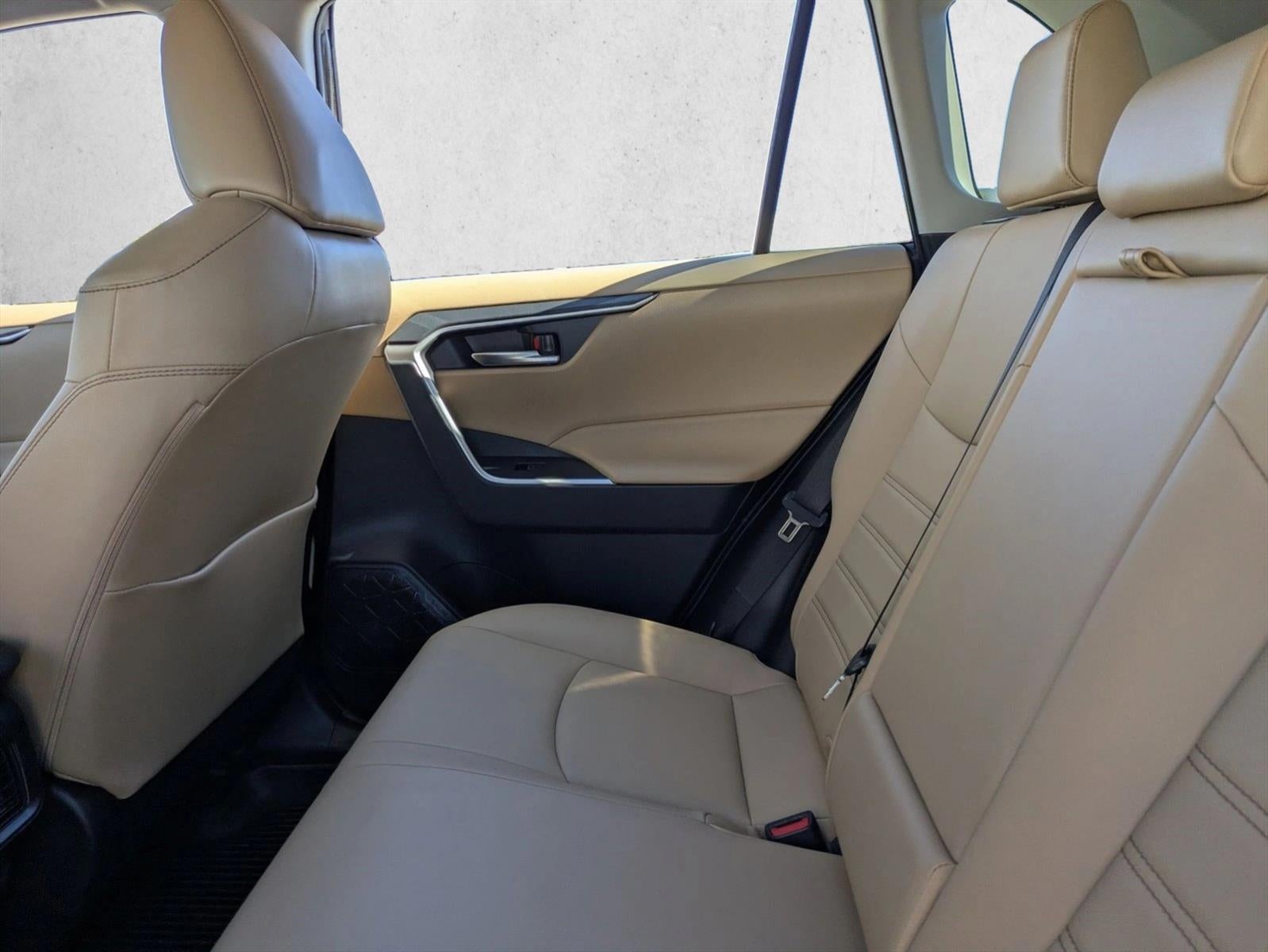 2024 Toyota RAV4 XLE Premium FWD (Natl)