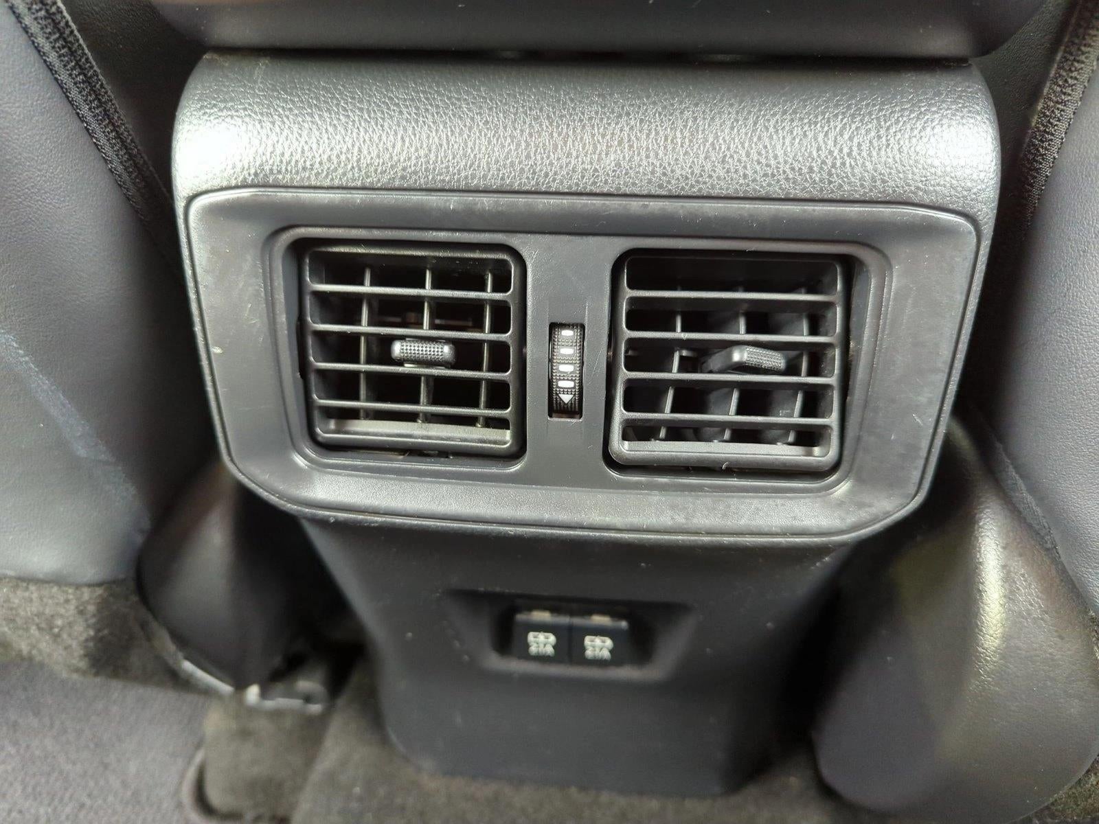 2019 Toyota RAV4 XLE Premium FWD (Natl)