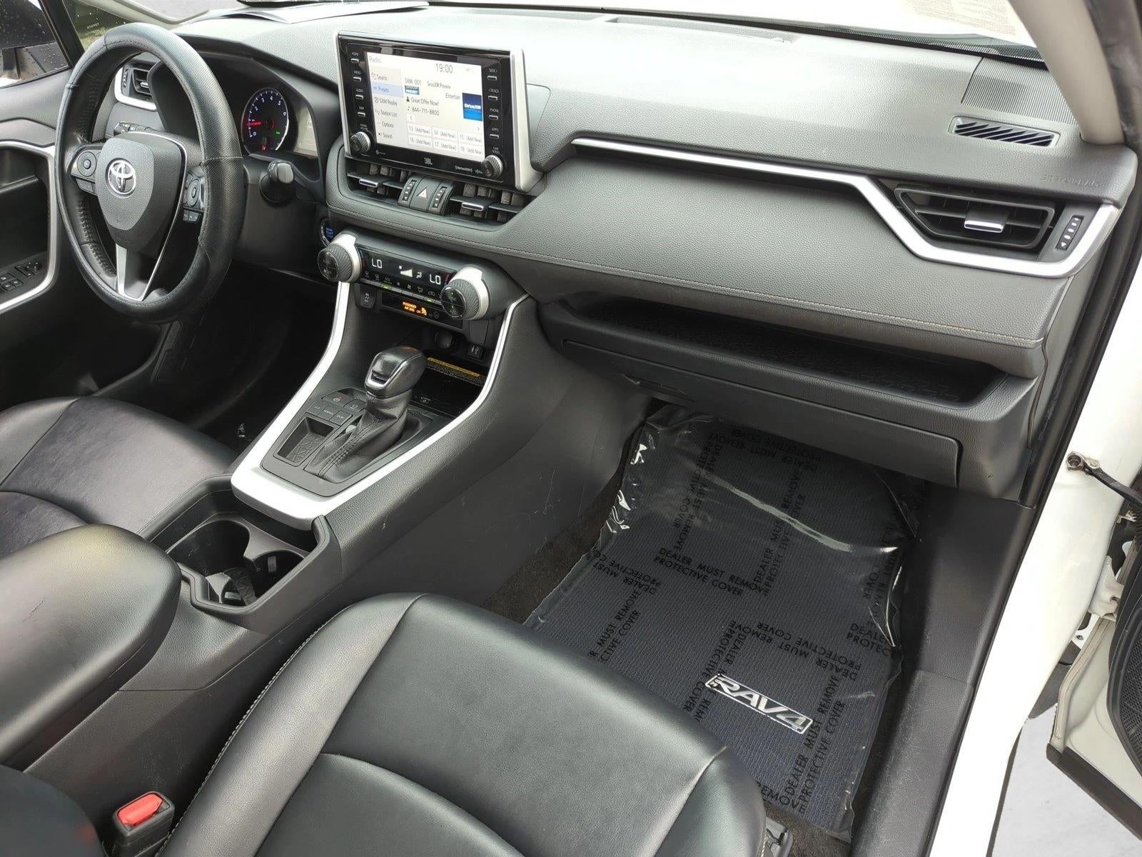 2019 Toyota RAV4 XLE Premium FWD (Natl)