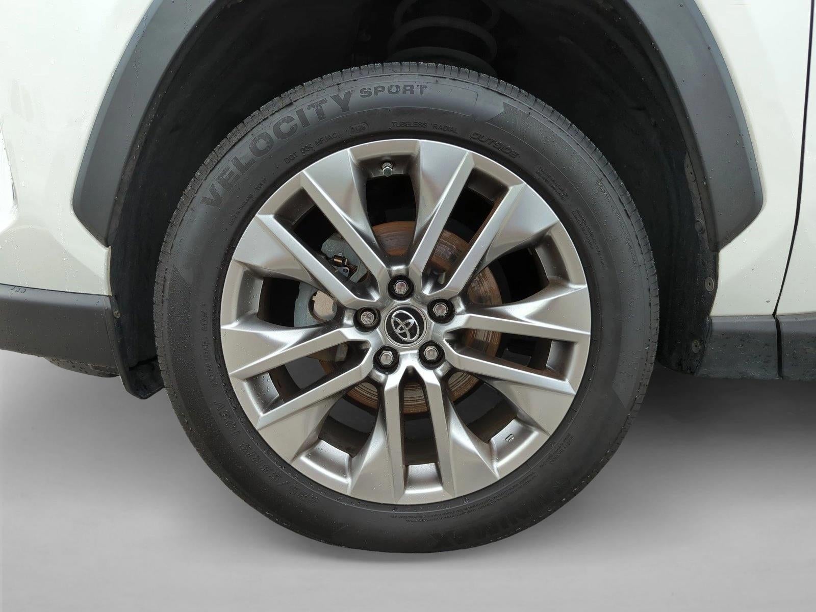2019 Toyota RAV4 XLE Premium FWD (Natl)