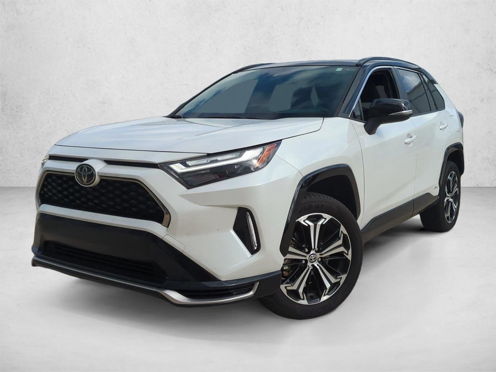 2025 Toyota RAV4 Plug-In Hybrid XSE (Natl)