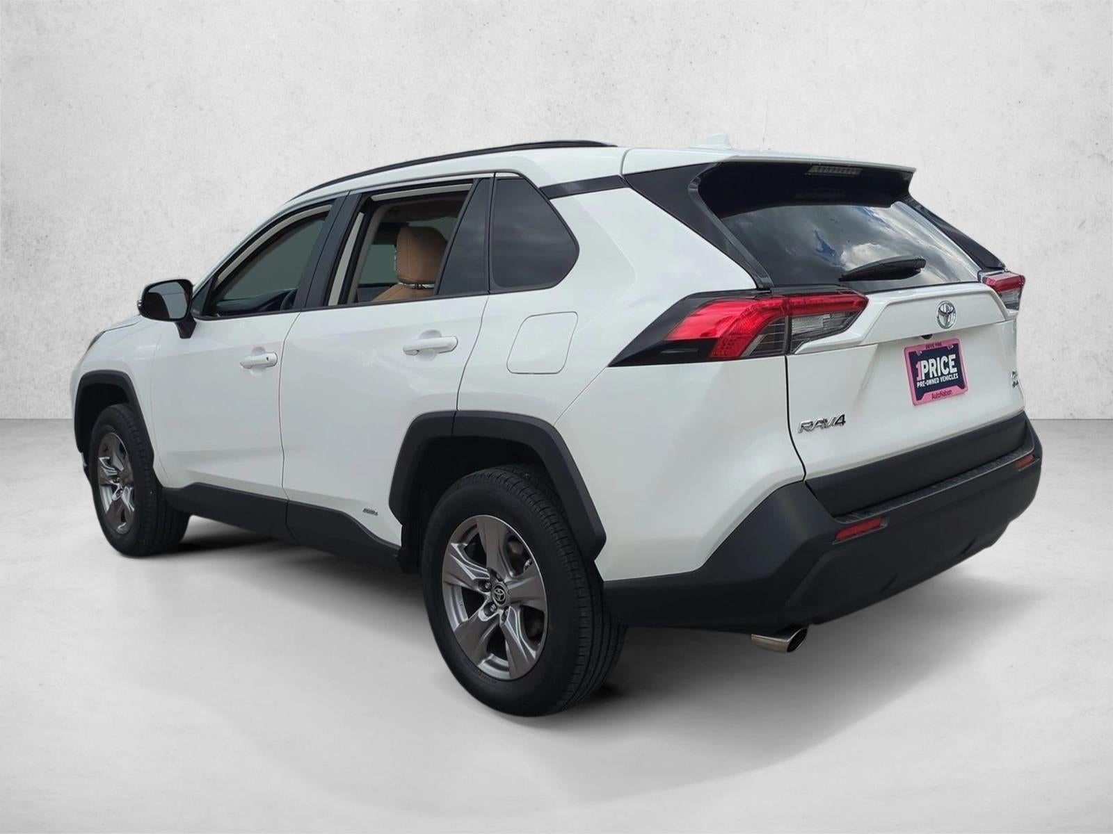 2025 Toyota RAV4 Hybrid XLE AWD (Natl)